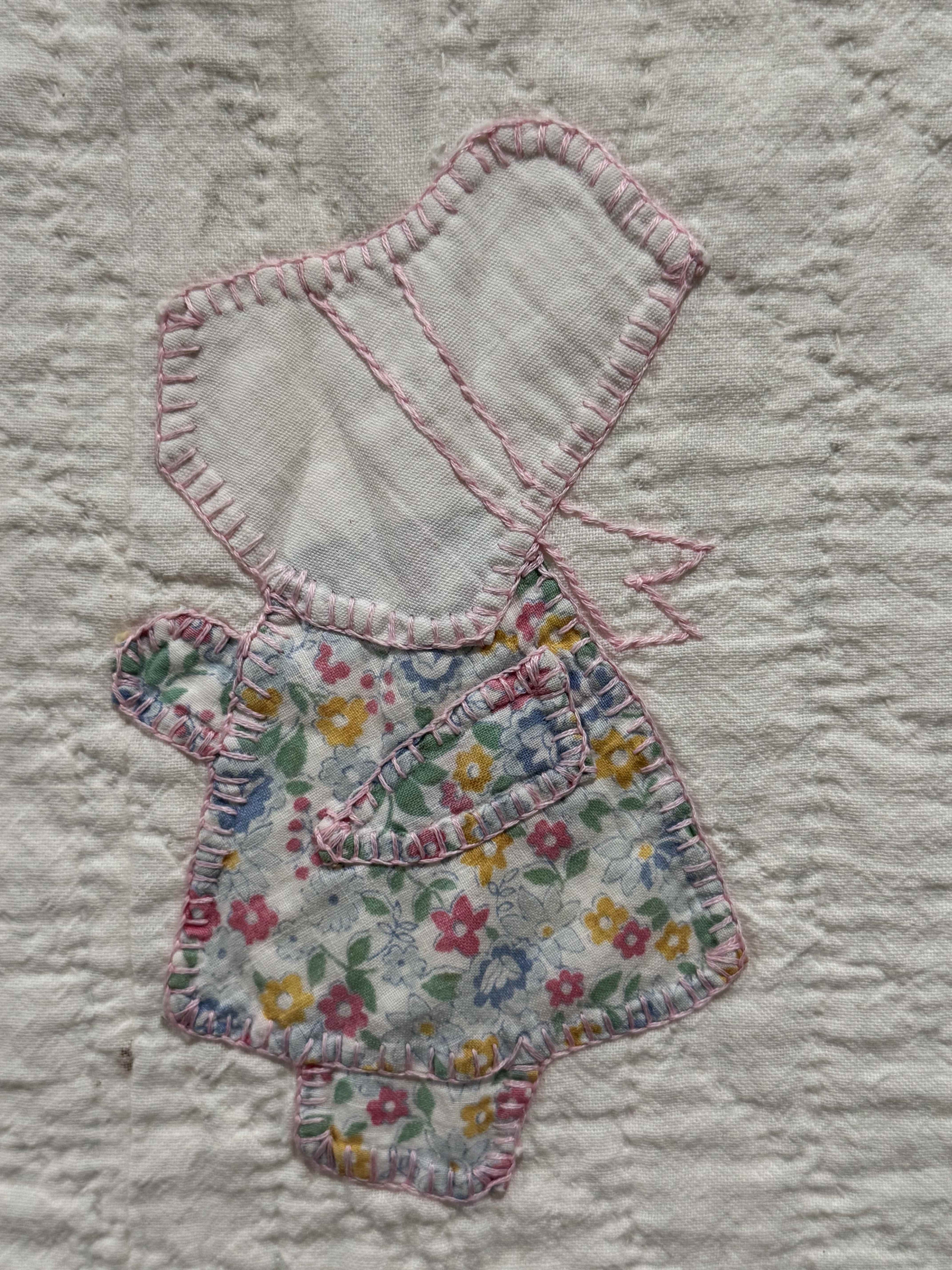 **SOLD Vintage Quilt Sunbonnet Sue Crib Size SOLD**
