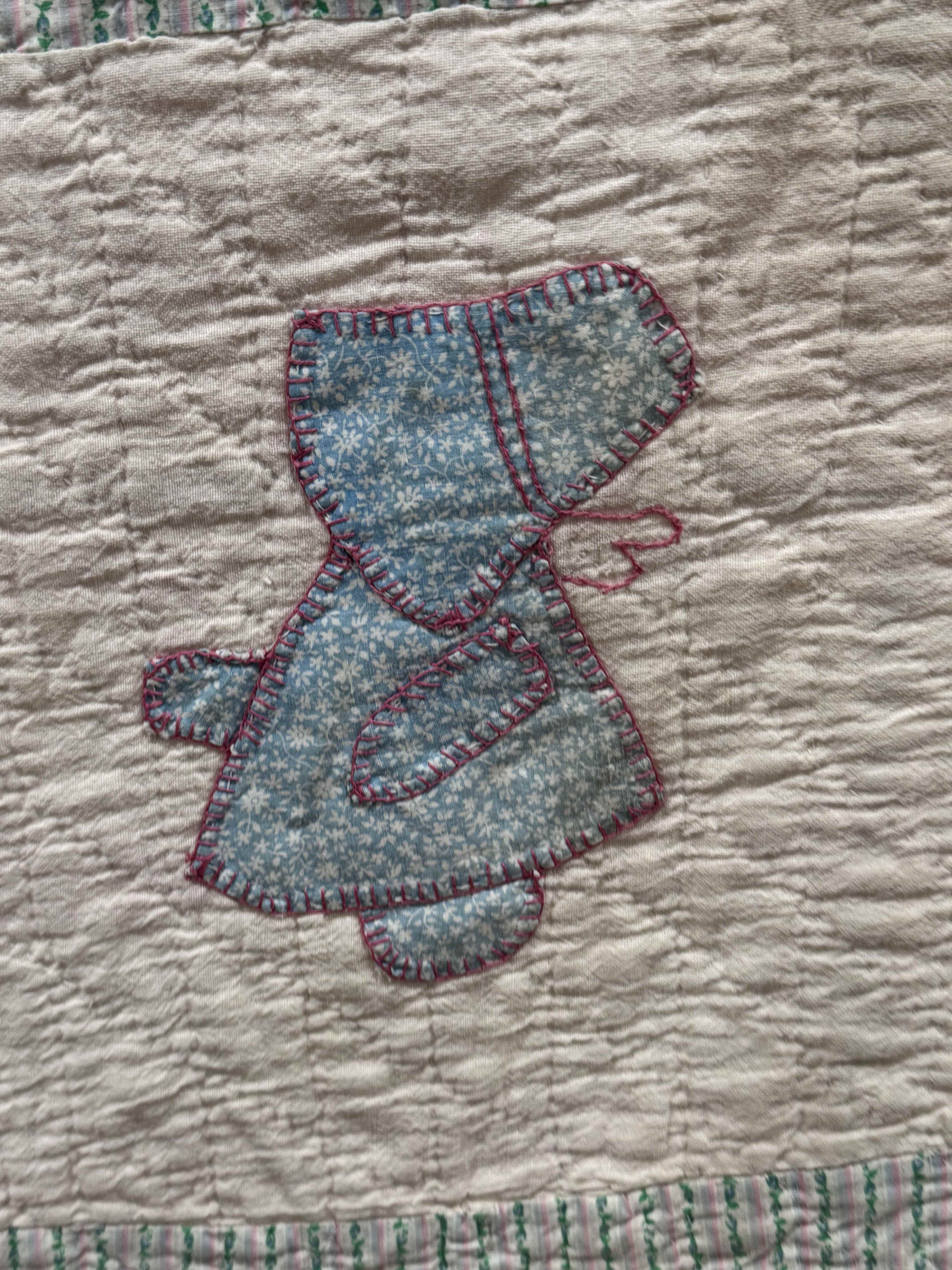 **SOLD Vintage Quilt Sunbonnet Sue Crib Size SOLD**