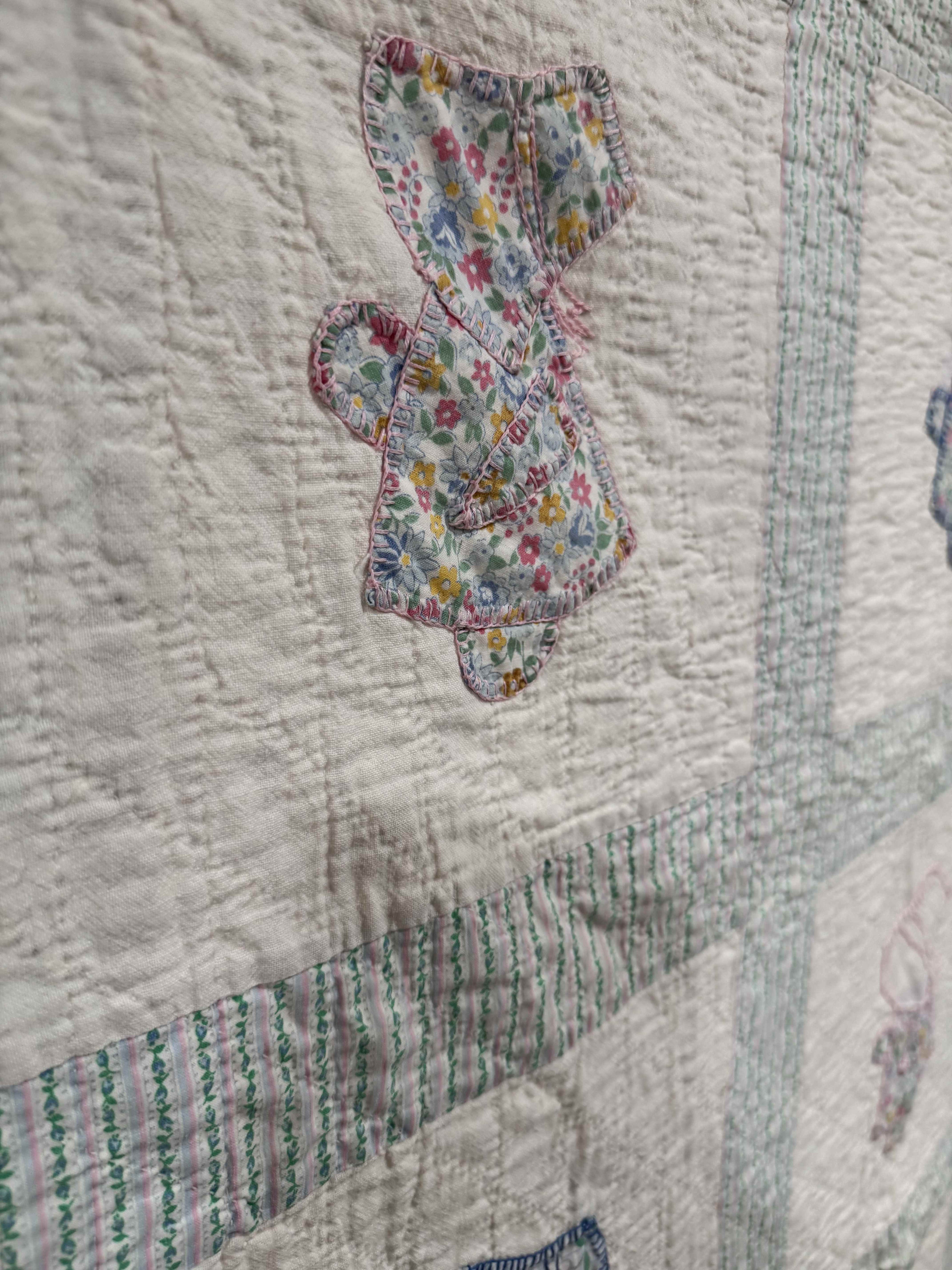 **SOLD Vintage Quilt Sunbonnet Sue Crib Size SOLD**