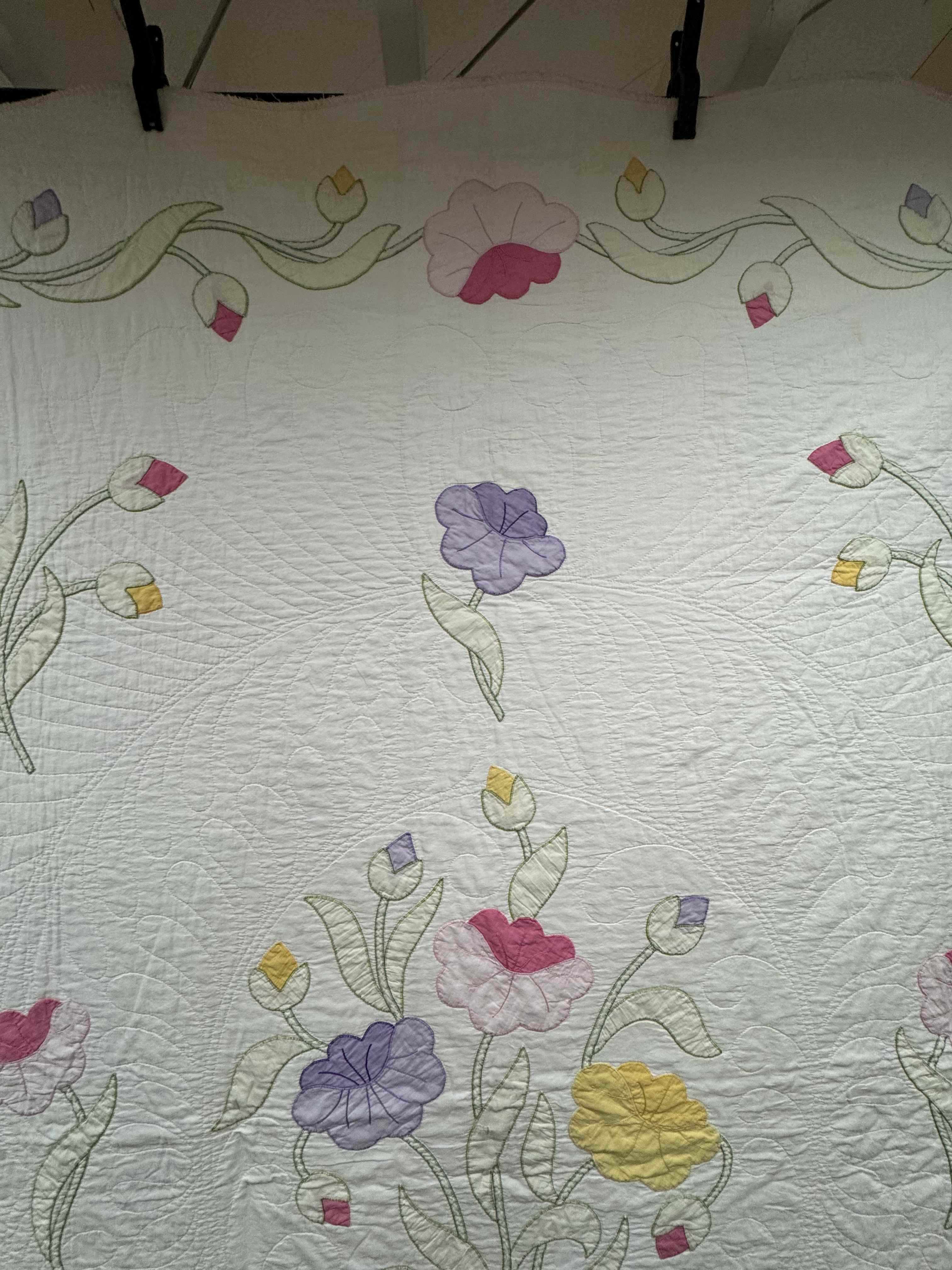Vintage Quilt Yankee Garden Floral Applique