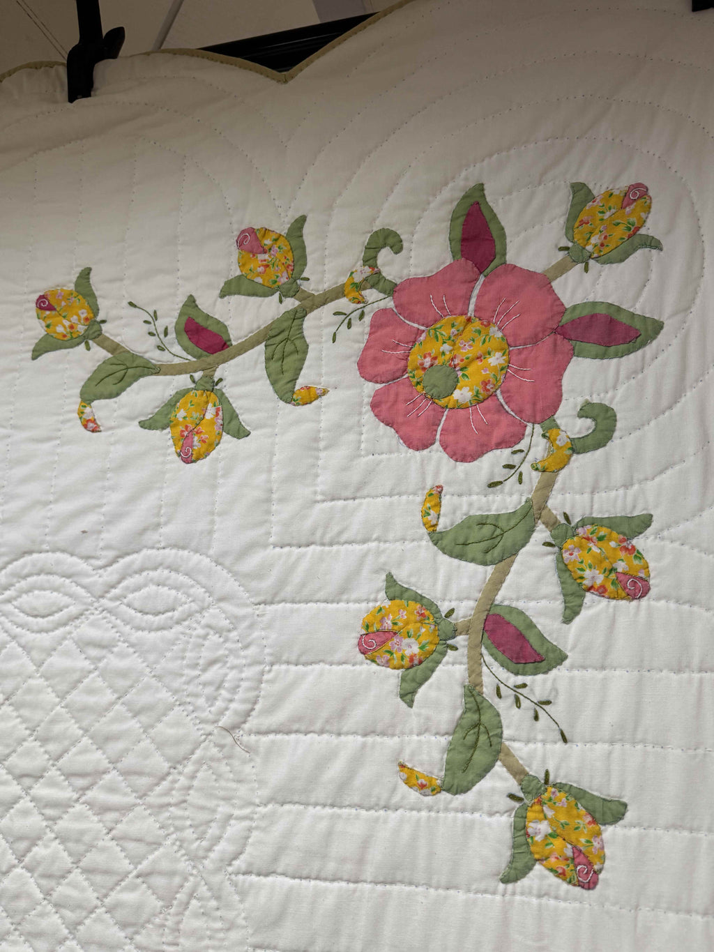 Vintage Quilt Calico Rose Kit Quilt
