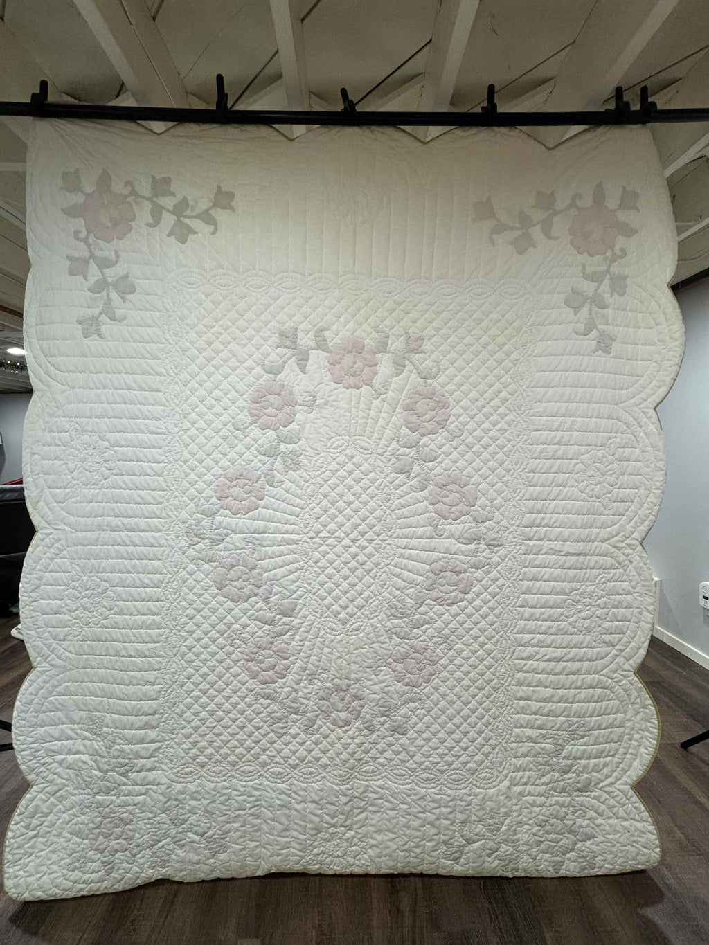 Vintage Quilt Calico Rose Kit Quilt