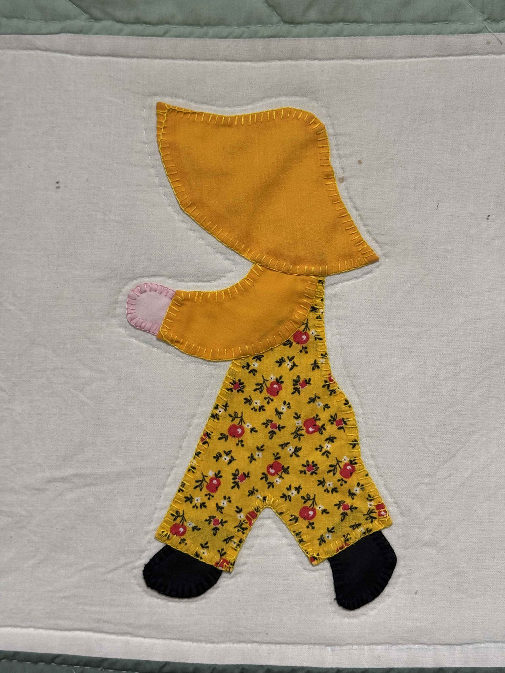 **SOLD  Vintage Quilt Sunbonnet Sue SOLD**