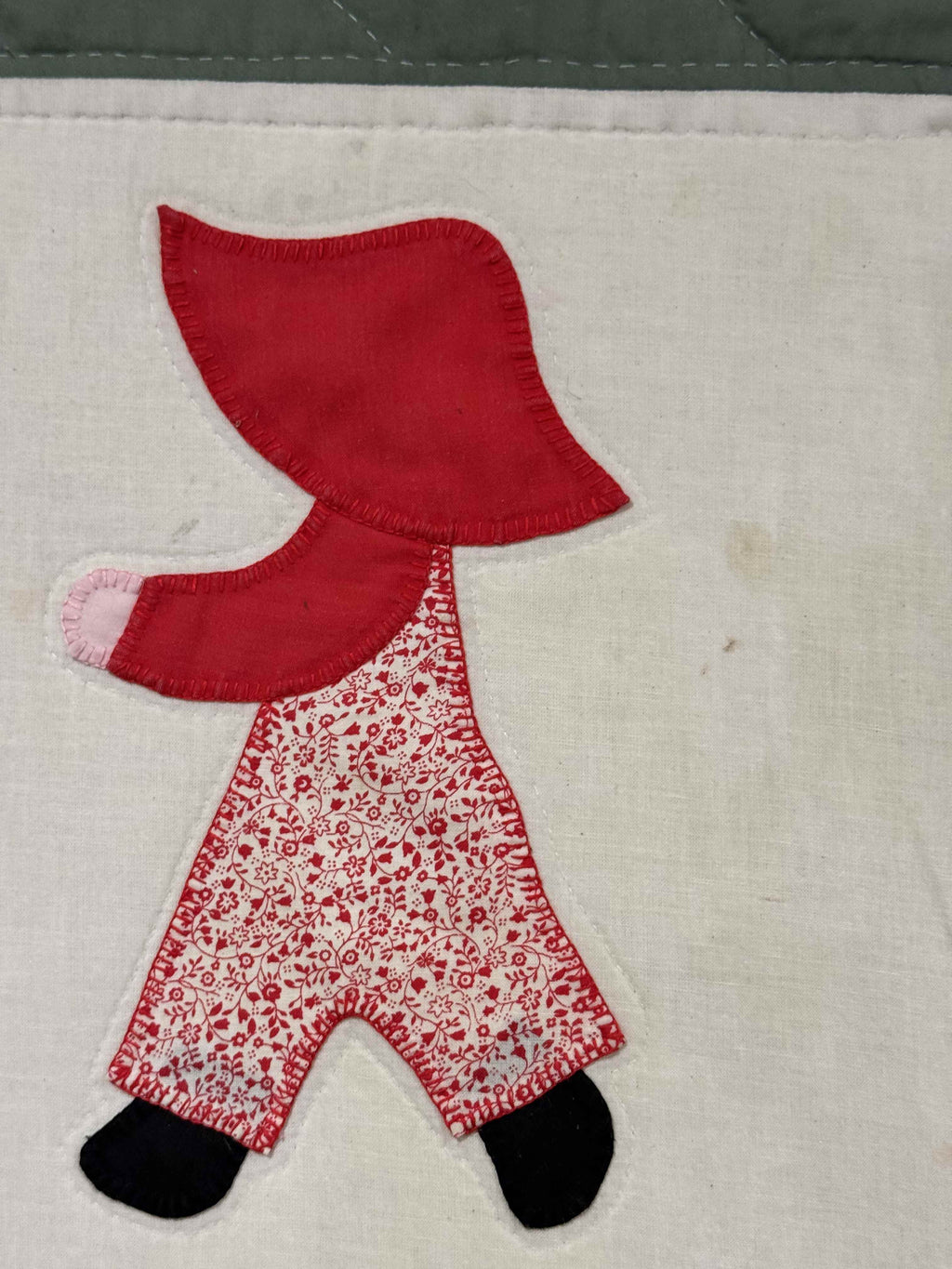**SOLD  Vintage Quilt Sunbonnet Sue SOLD**