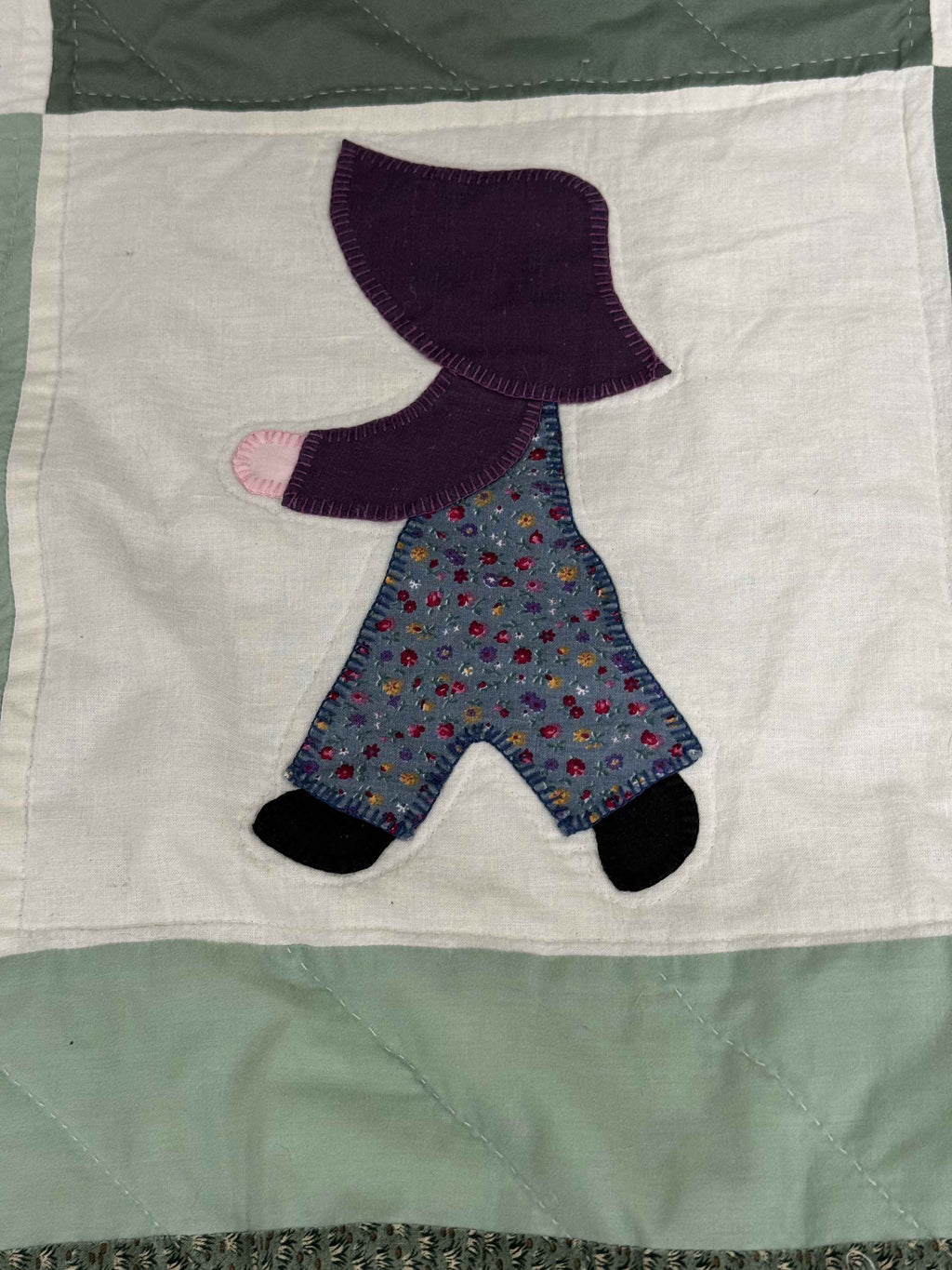 **SOLD  Vintage Quilt Sunbonnet Sue SOLD**
