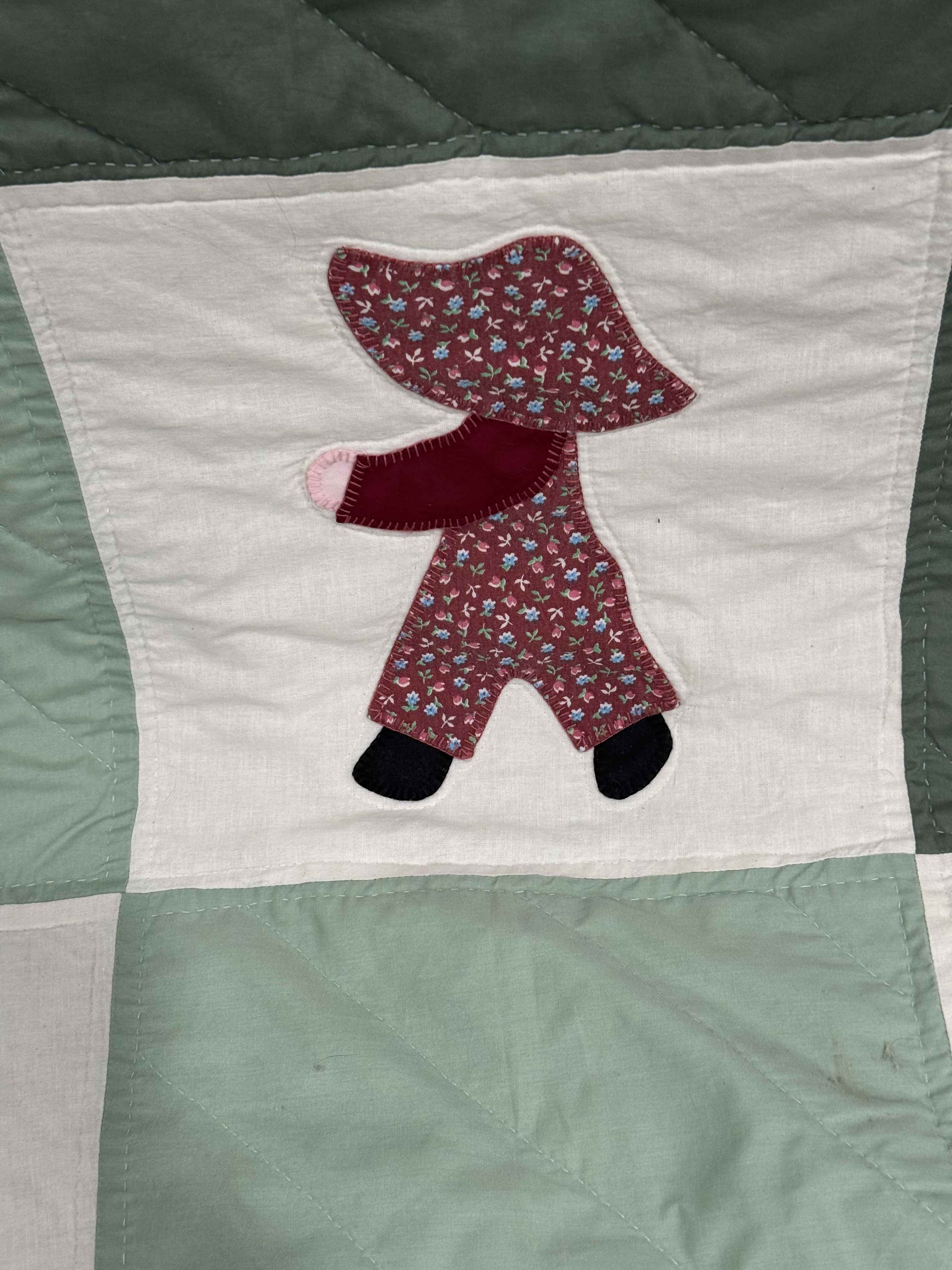 **SOLD  Vintage Quilt Sunbonnet Sue SOLD**
