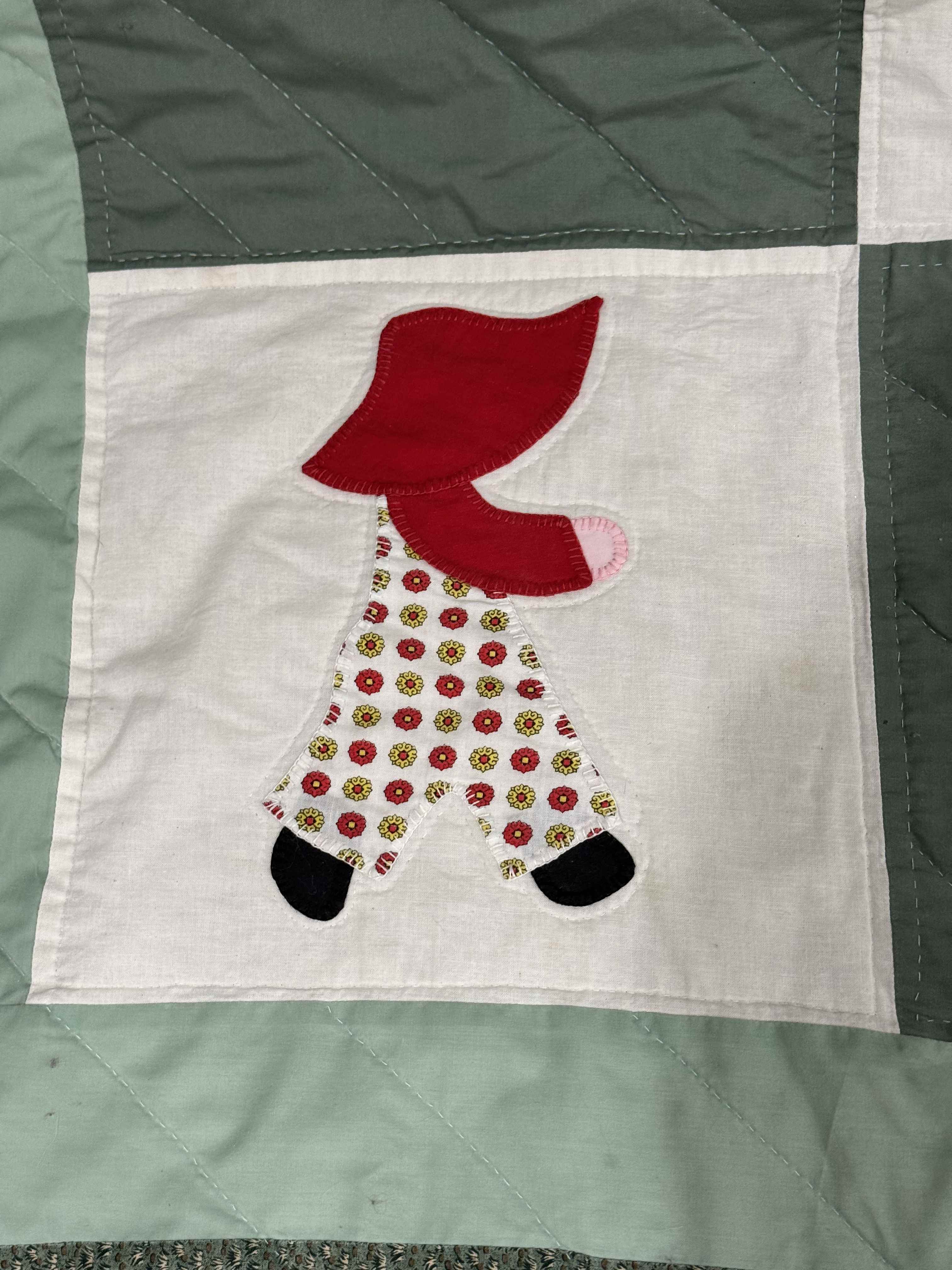 **SOLD  Vintage Quilt Sunbonnet Sue SOLD**