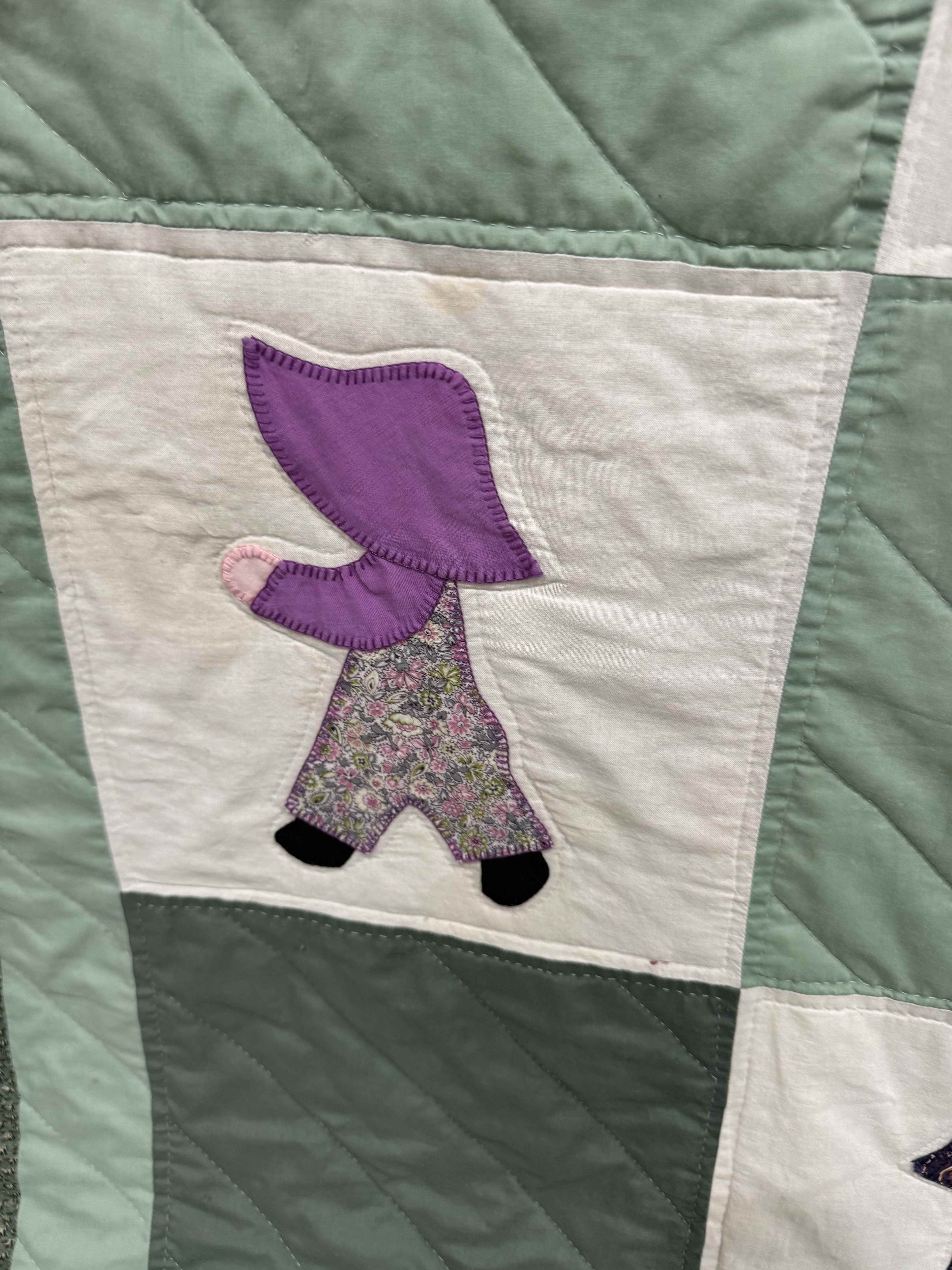 **SOLD  Vintage Quilt Sunbonnet Sue SOLD**