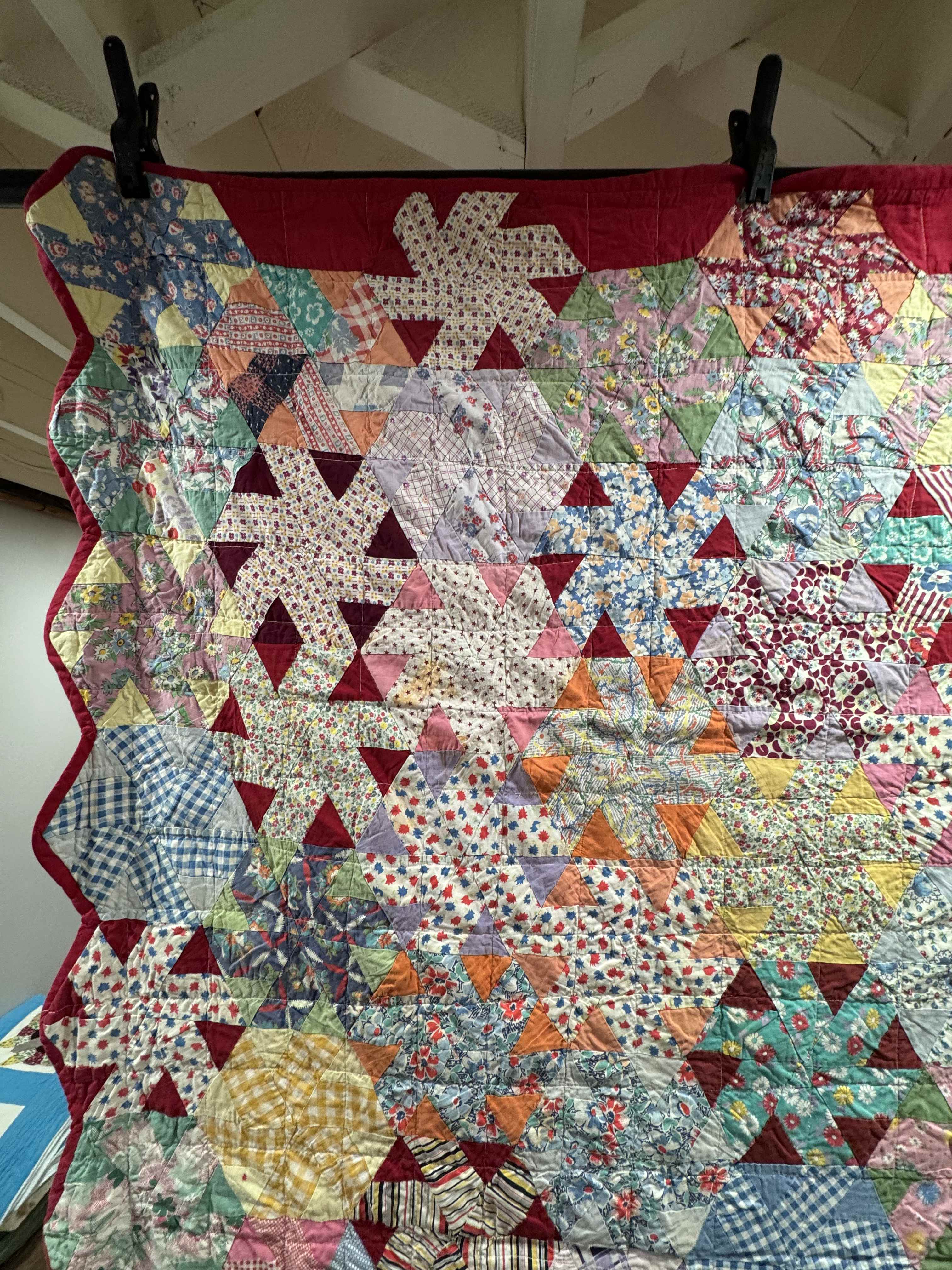 Vintage Quilt Whirling Hexagon