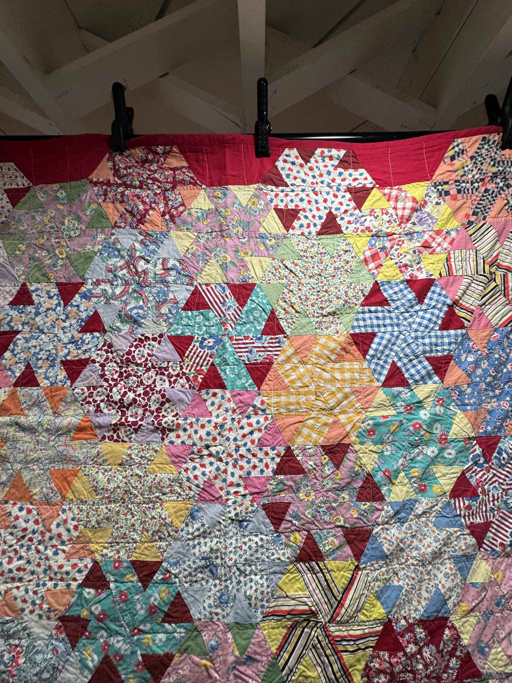 Vintage Quilt Whirling Hexagon