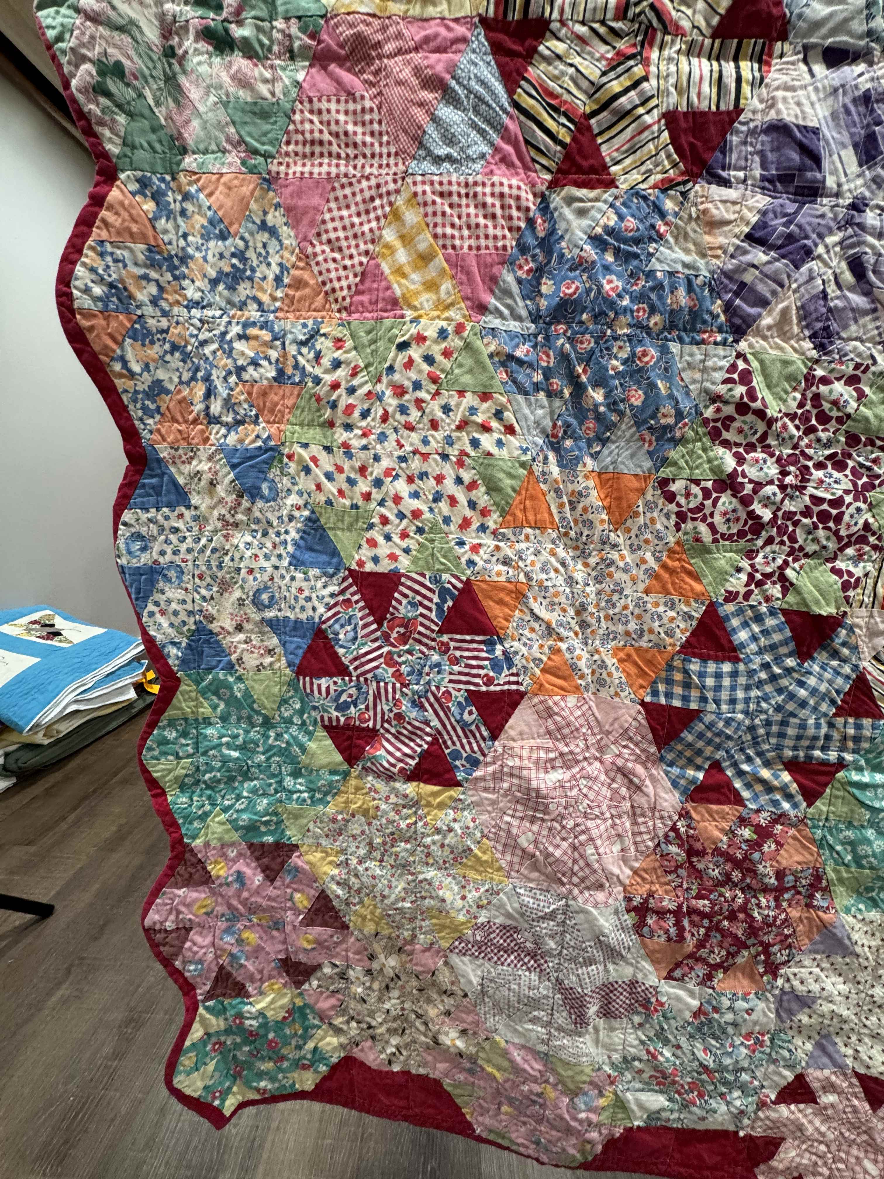 Vintage Quilt Whirling Hexagon