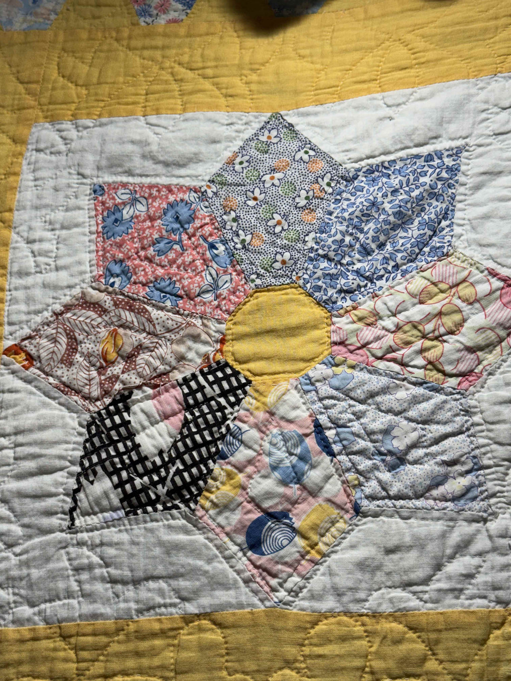 Vintage Quilt Dresden Star