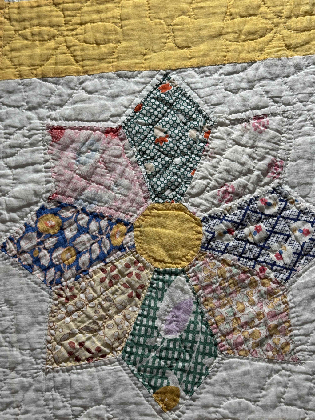 Vintage Quilt Dresden Star