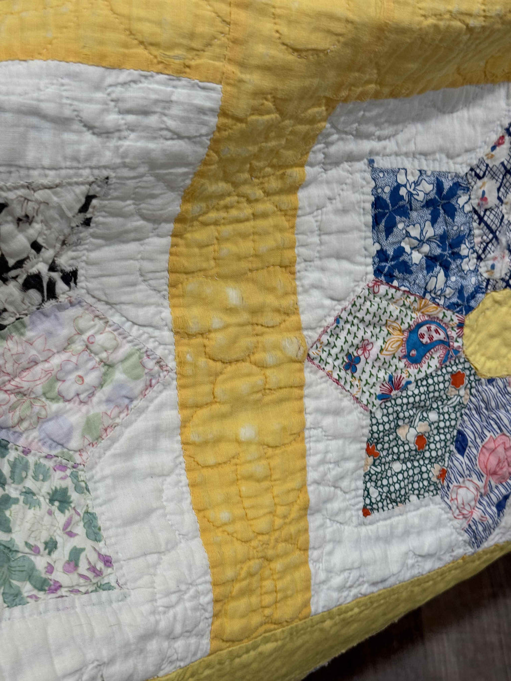 Vintage Quilt Dresden Star