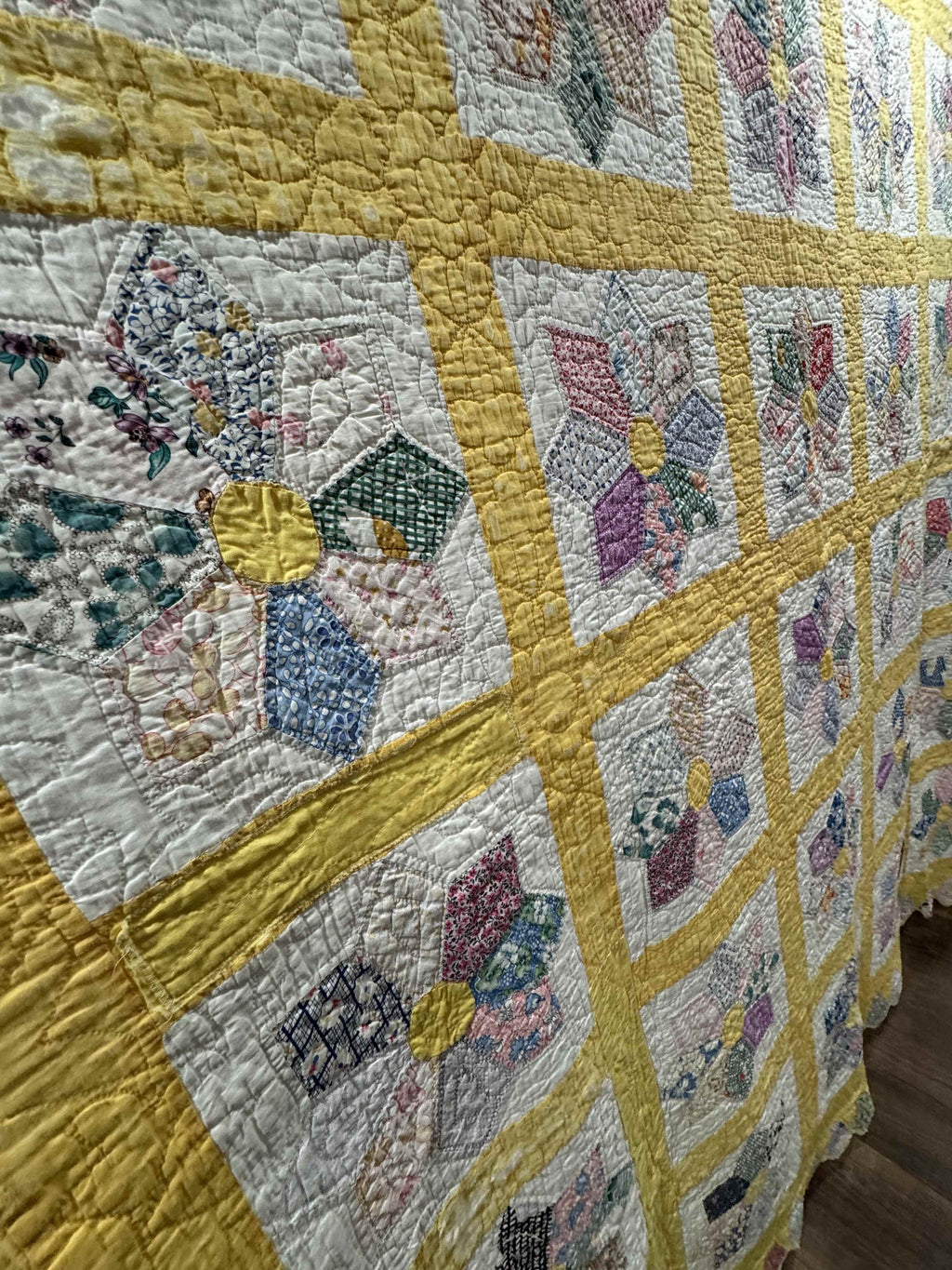 Vintage Quilt Dresden Star