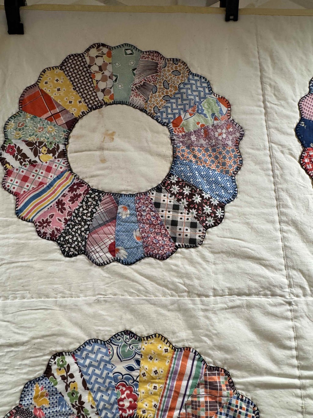 Vintage Quilt Dresden Plate Variation