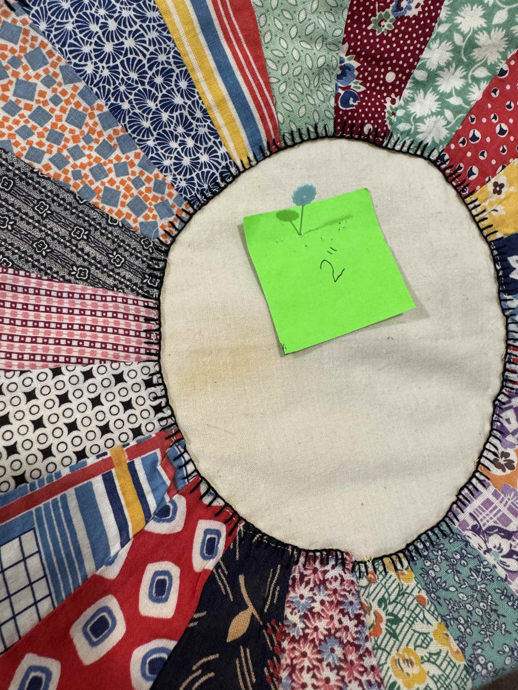 Vintage Quilt Dresden Plate Variation