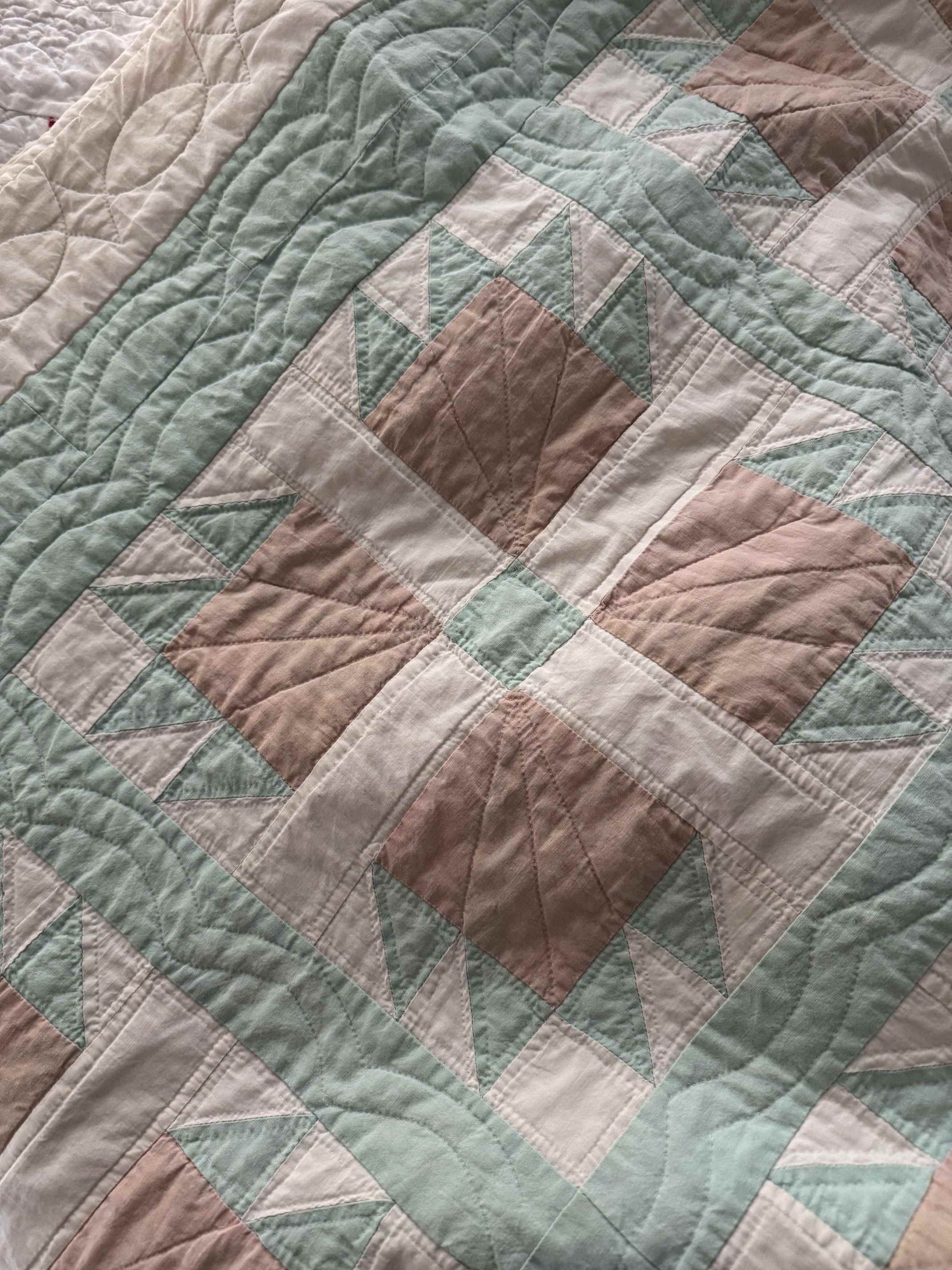 Vintage Trip Bear's Paw Quilt