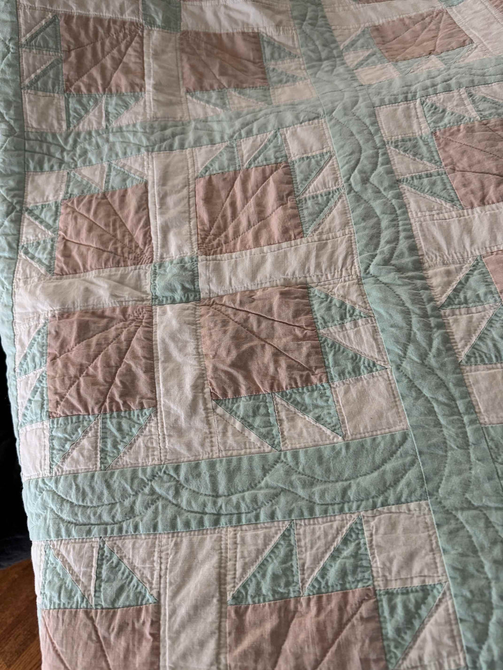 Vintage Trip Bear's Paw Quilt