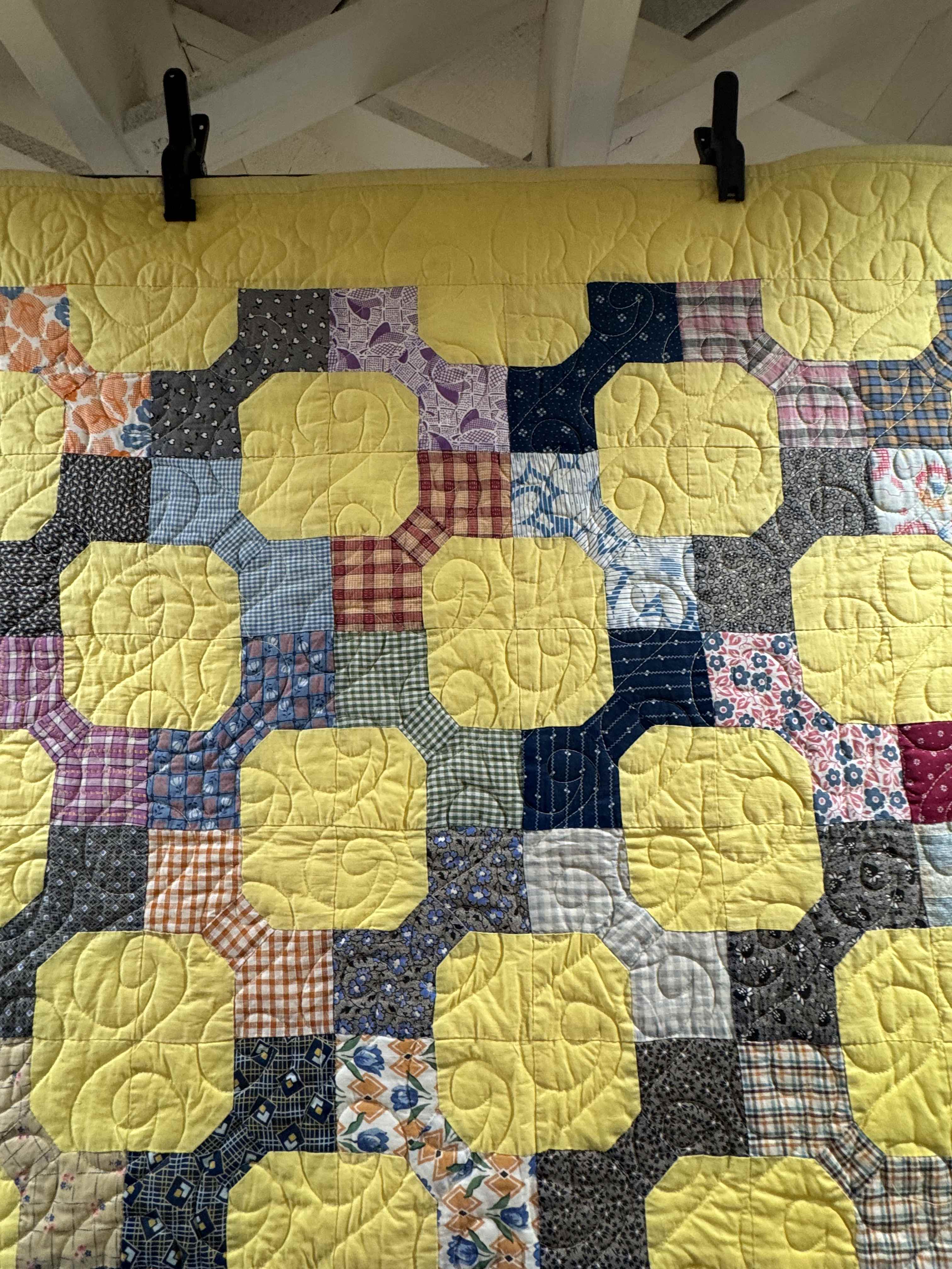 Vintage Quilt Three Dimensional Bowtie