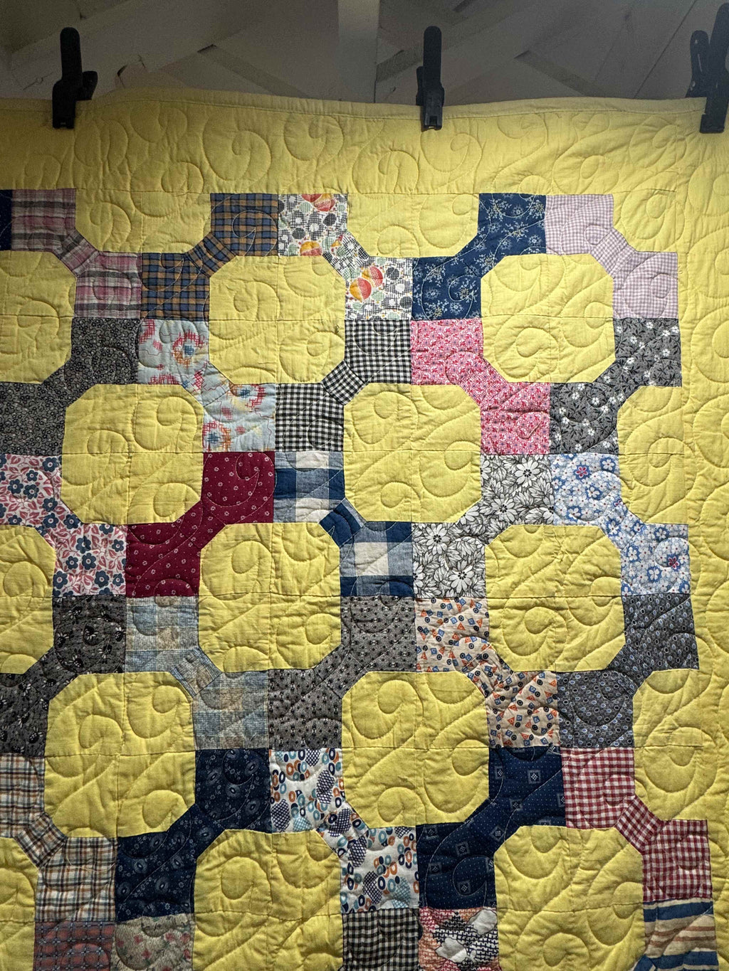Vintage Quilt Three Dimensional Bowtie