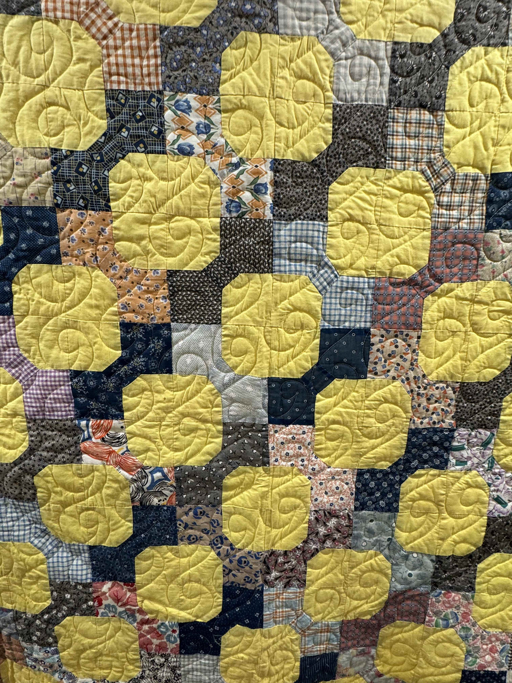 Vintage Quilt Three Dimensional Bowtie