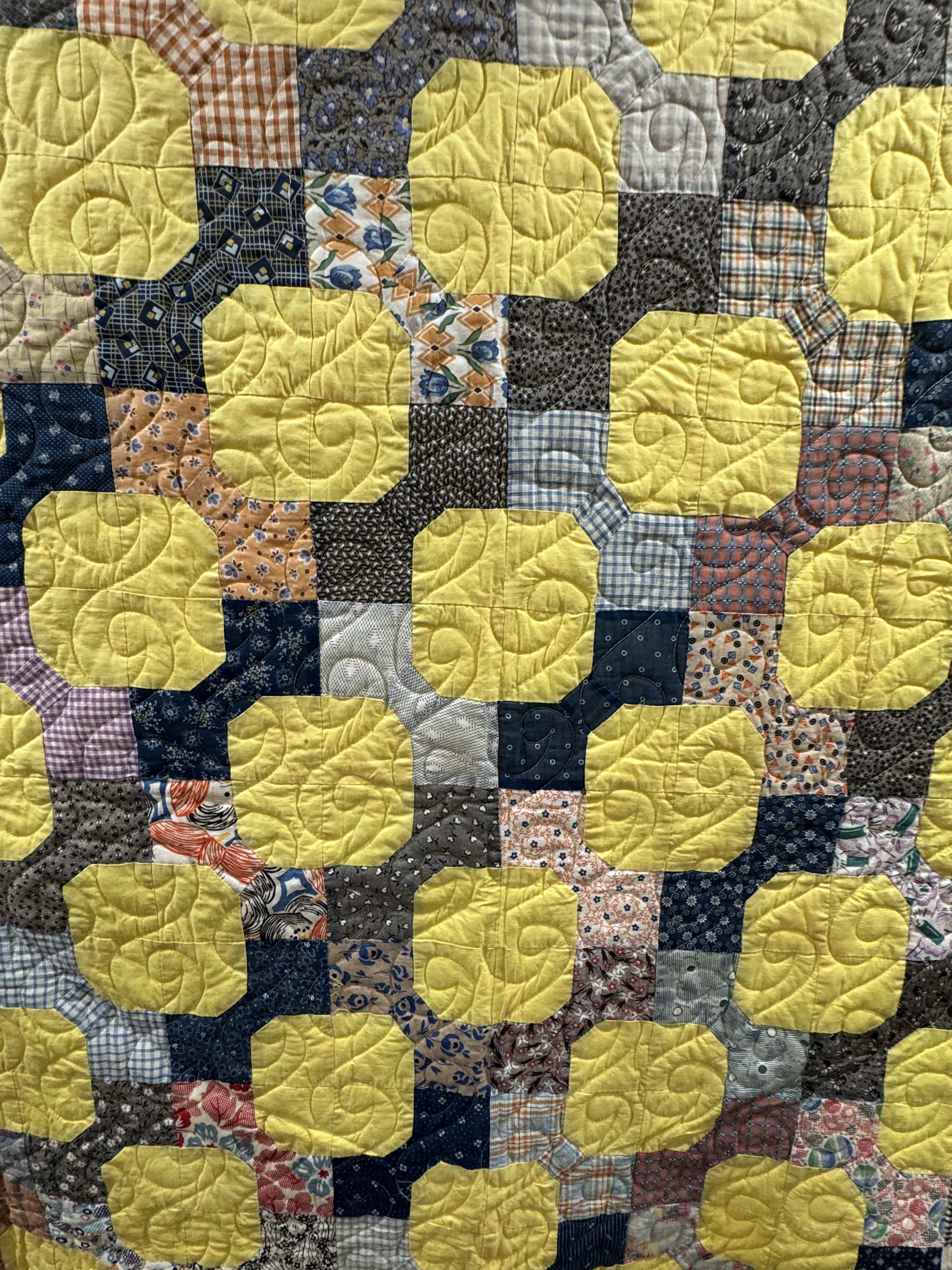 Vintage Quilt Three Dimensional Bowtie