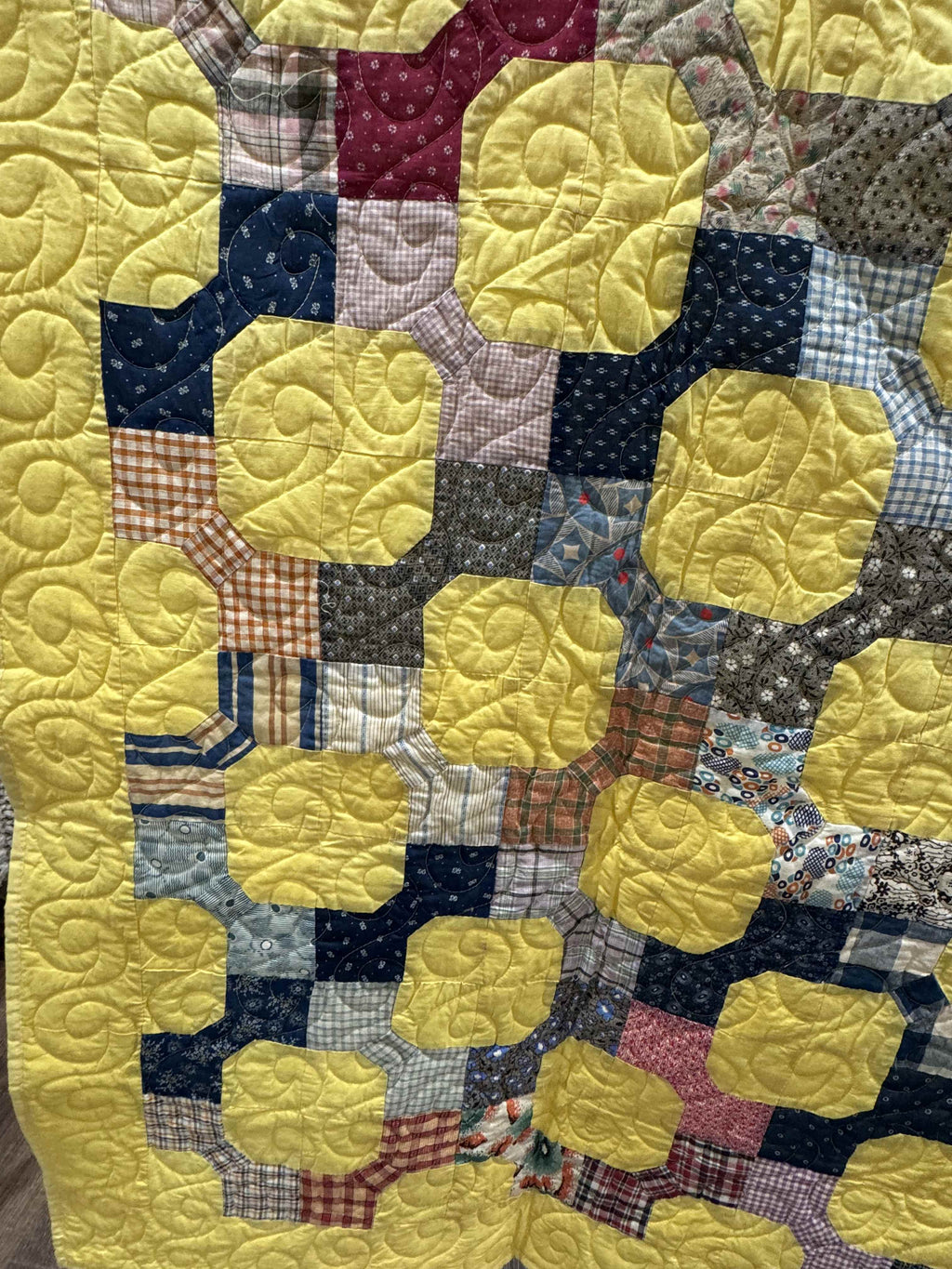 Vintage Quilt Three Dimensional Bowtie
