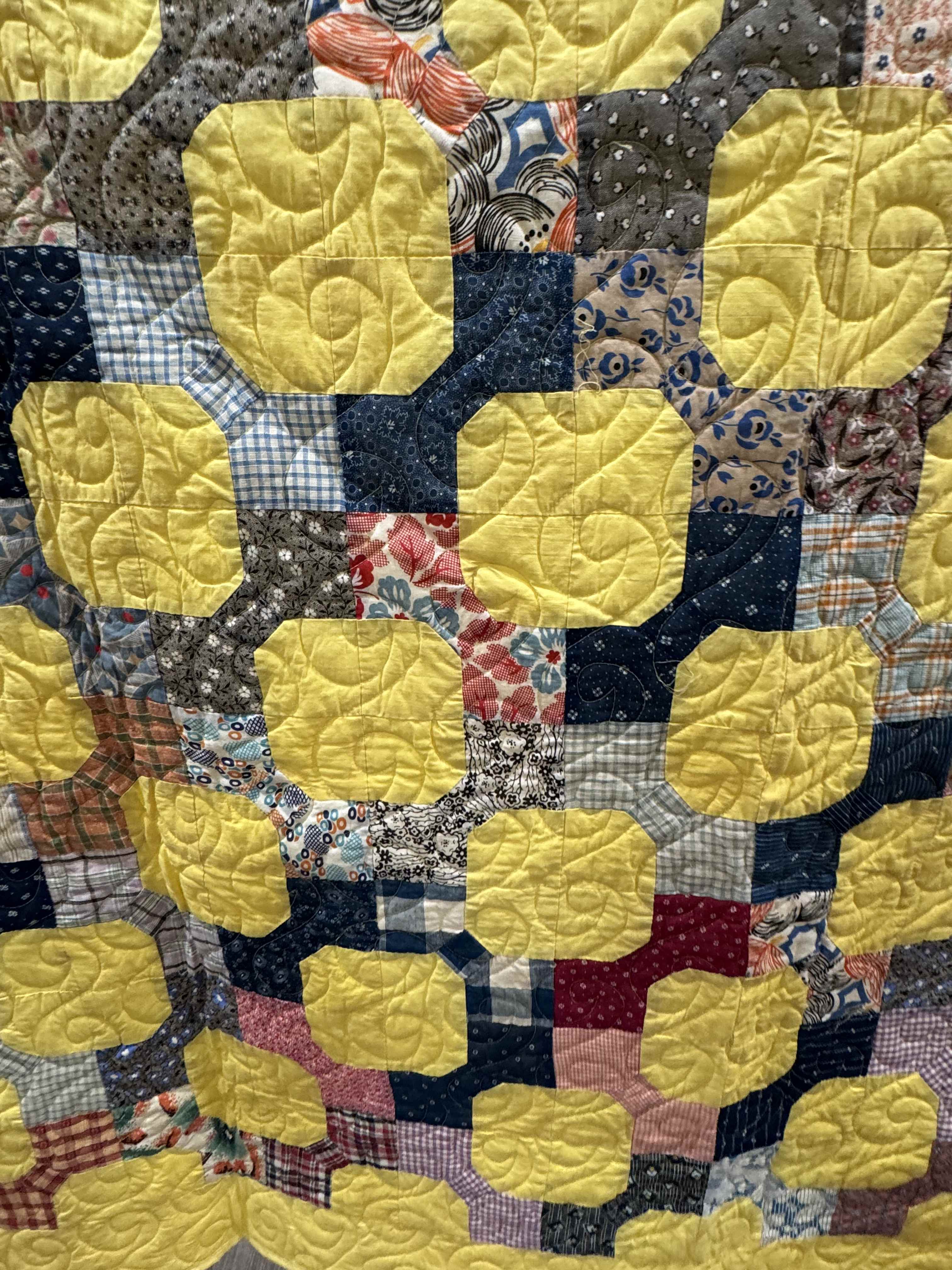 Vintage Quilt Three Dimensional Bowtie