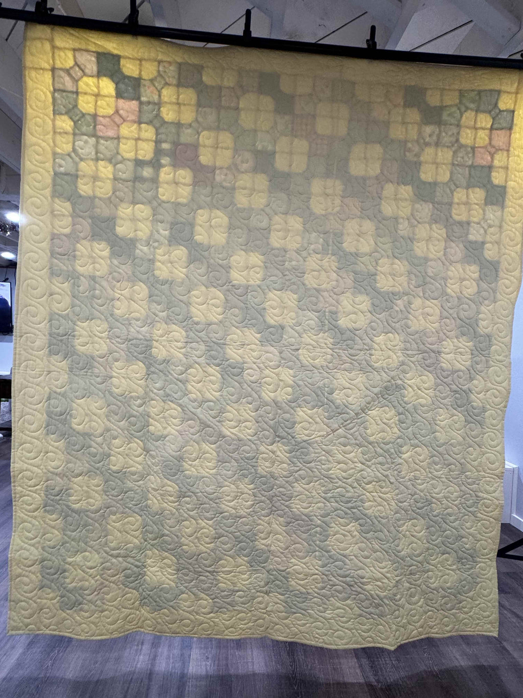 Vintage Quilt Three Dimensional Bowtie