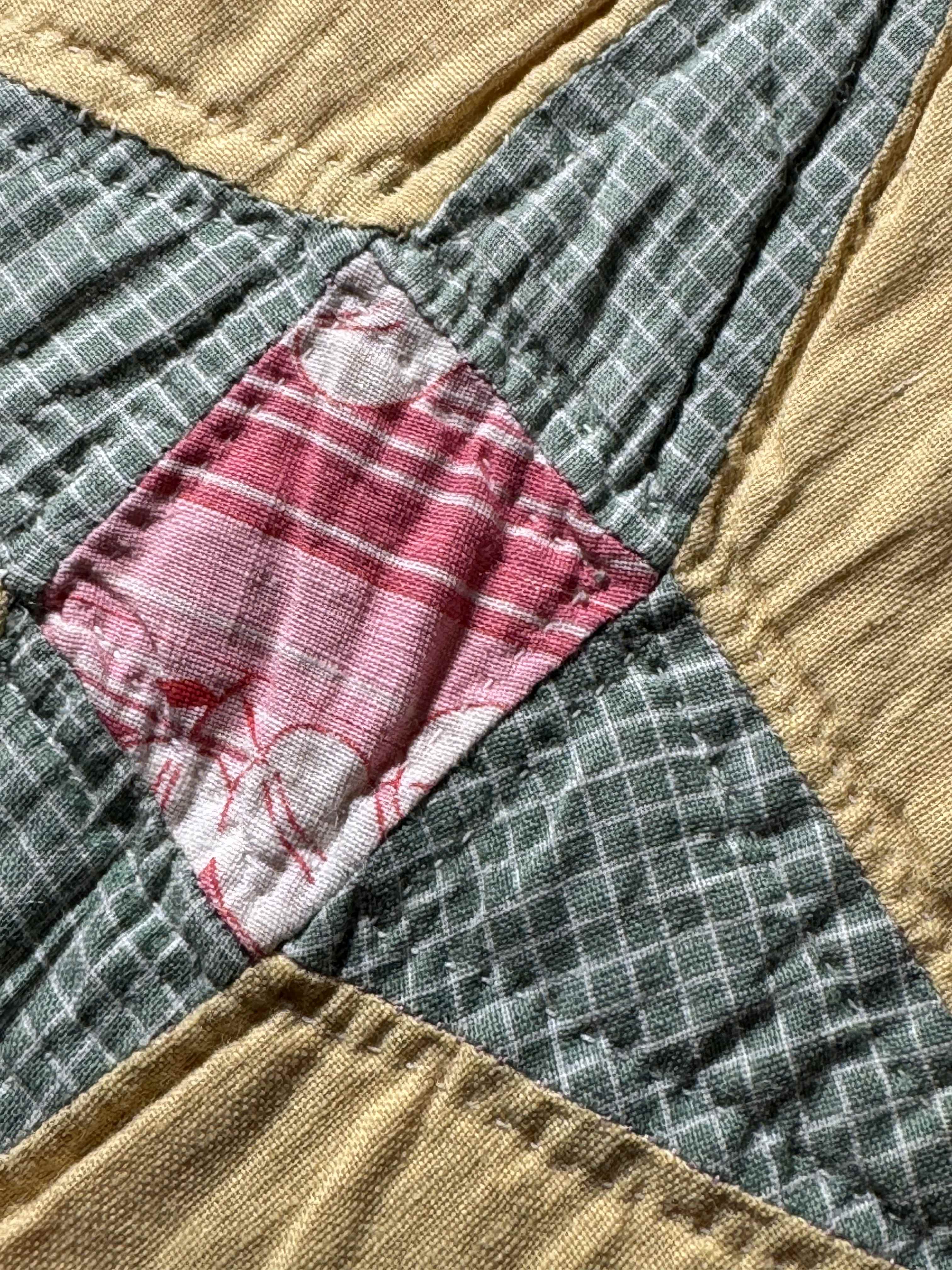 Vintage Quilt Star and Diamond