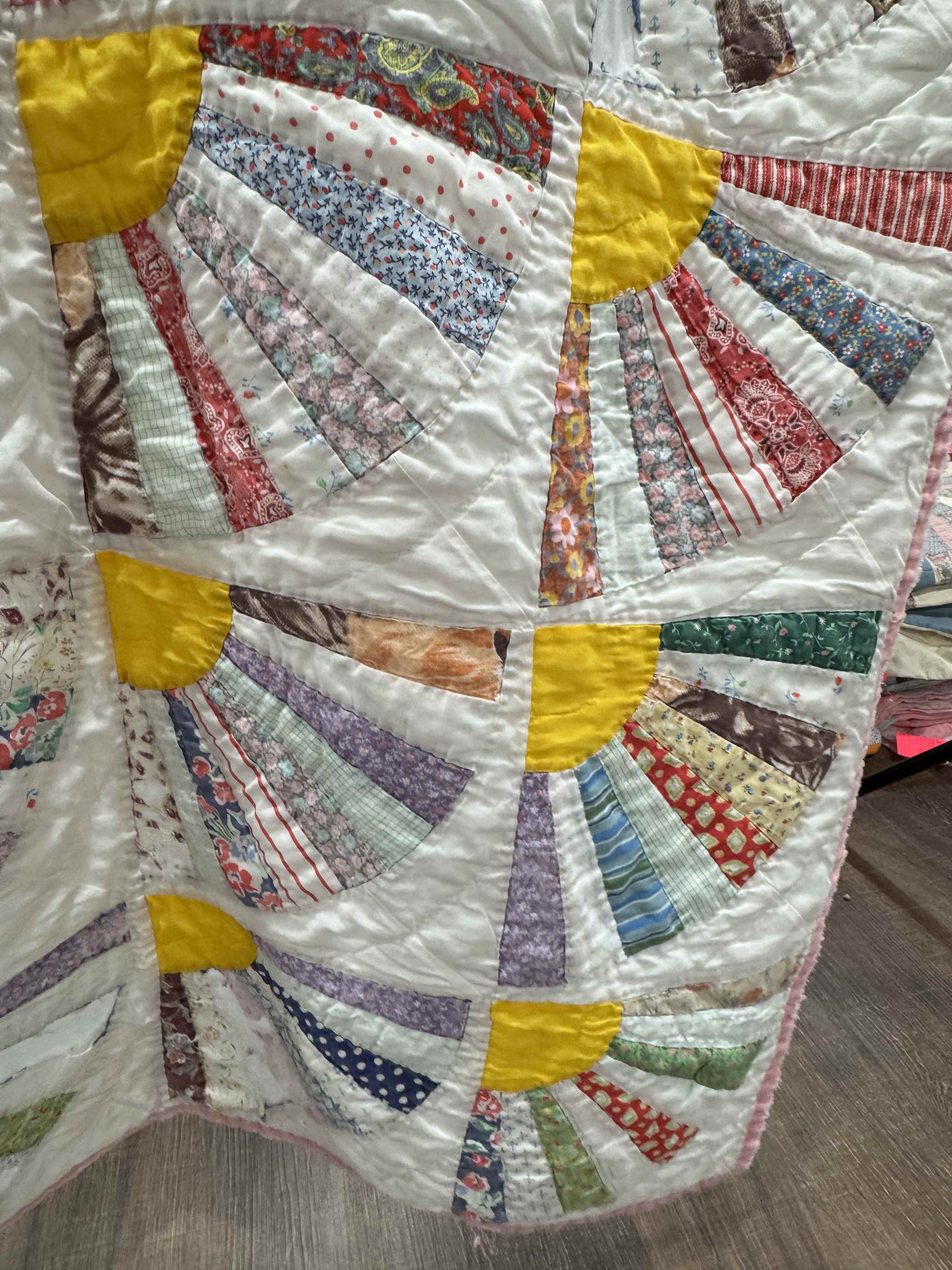 Vintage Quilt Grandmother's Fan