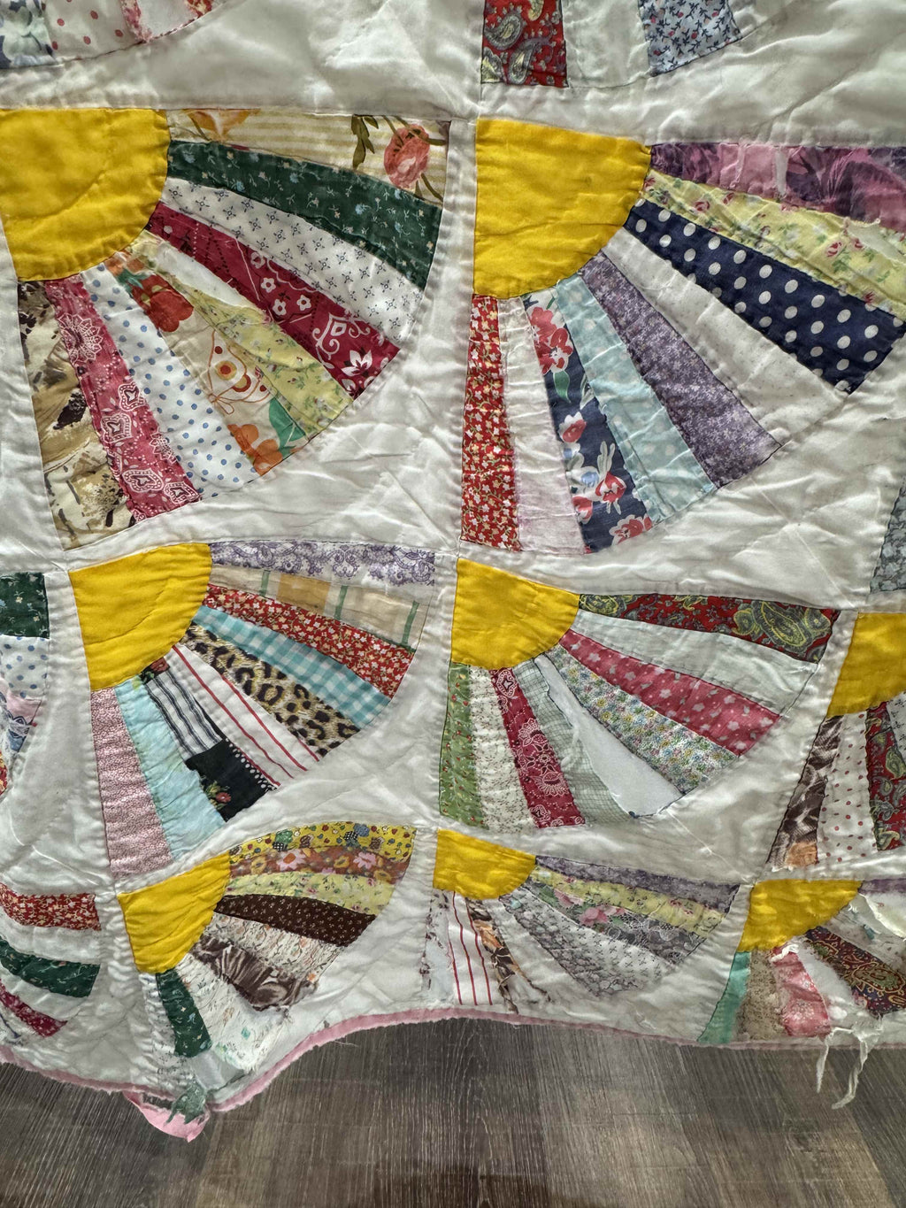 Vintage Quilt Grandmother's Fan