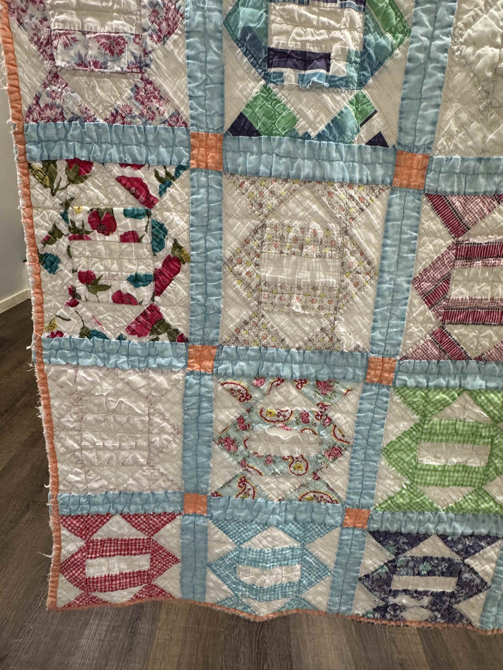 Vintage Quilt Broken Path Variation