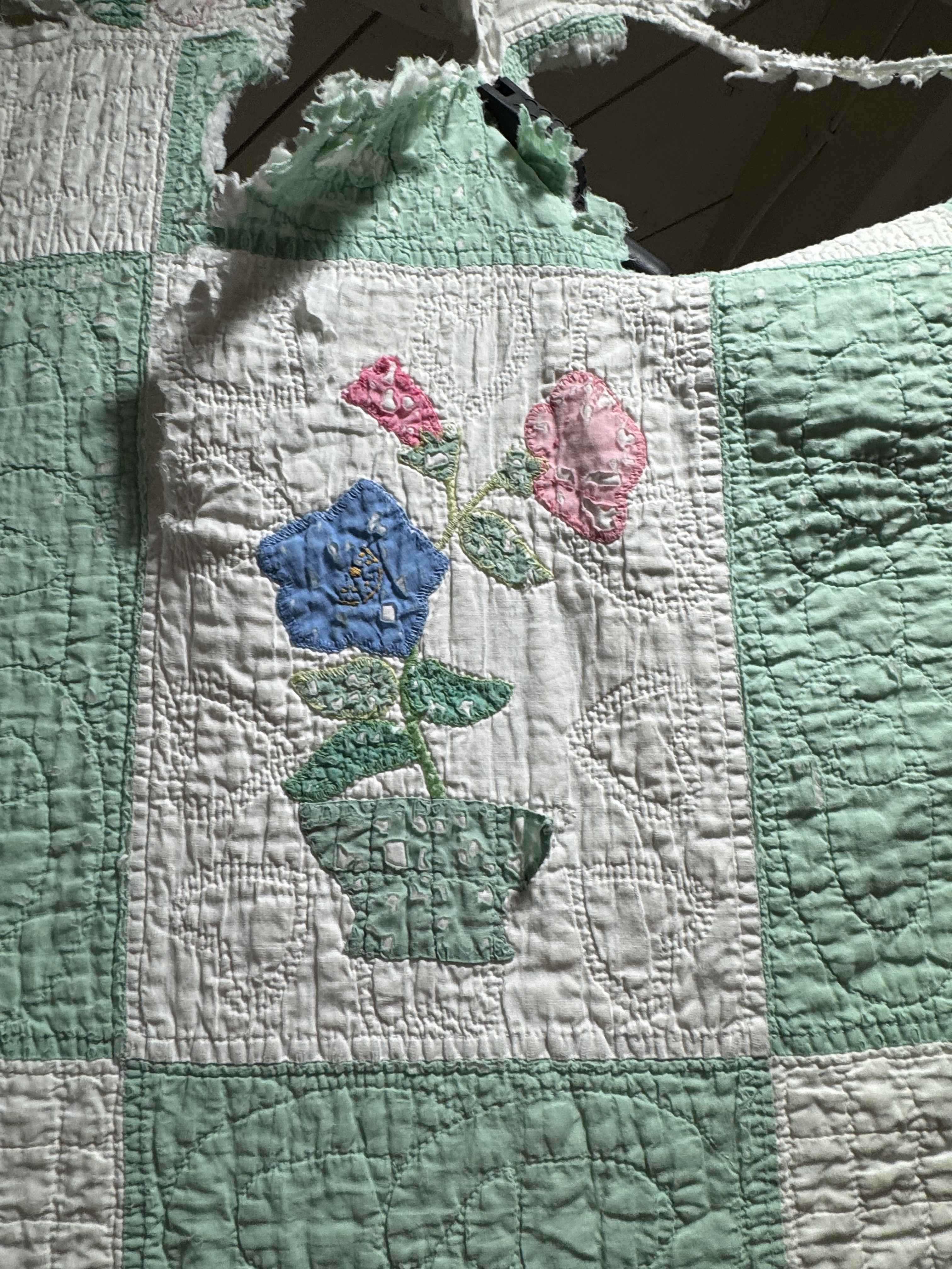 Vintage Quilt Flower Pot Applique
