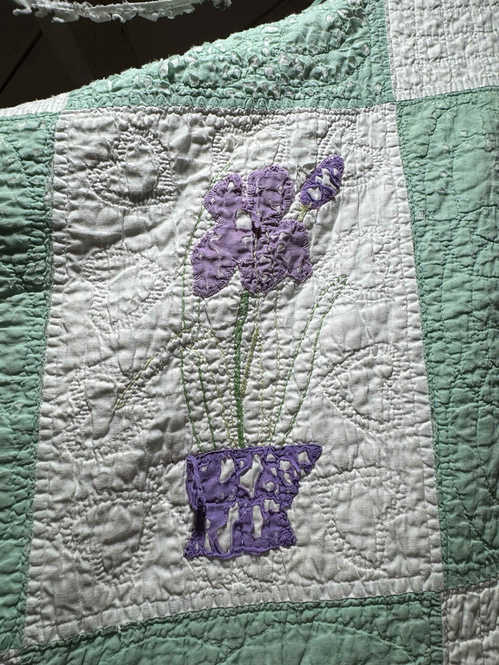 Vintage Quilt Flower Pot Applique