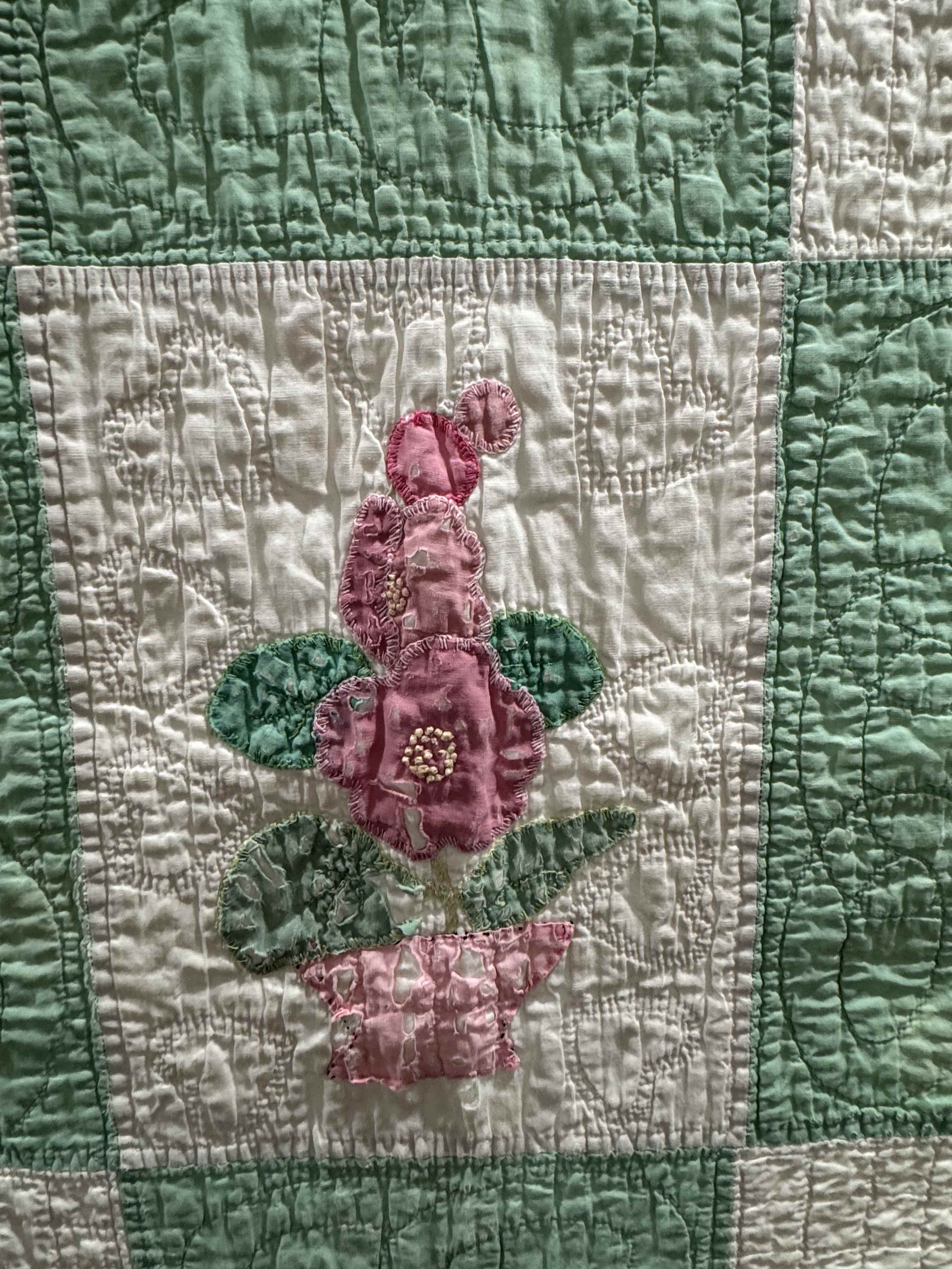 Vintage Quilt Flower Pot Applique
