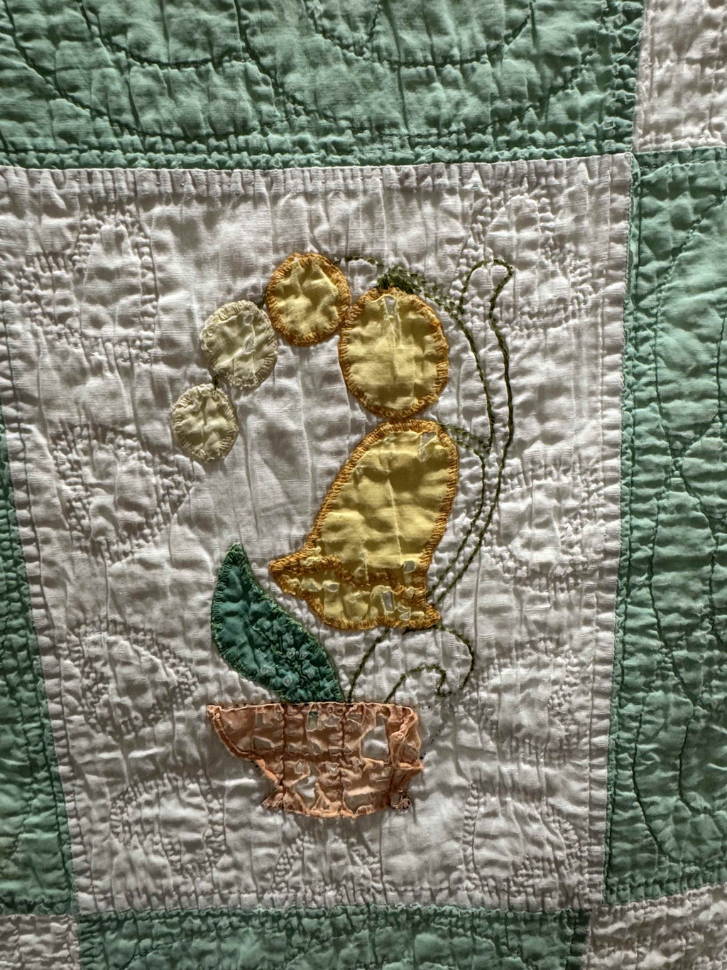 Vintage Quilt Flower Pot Applique