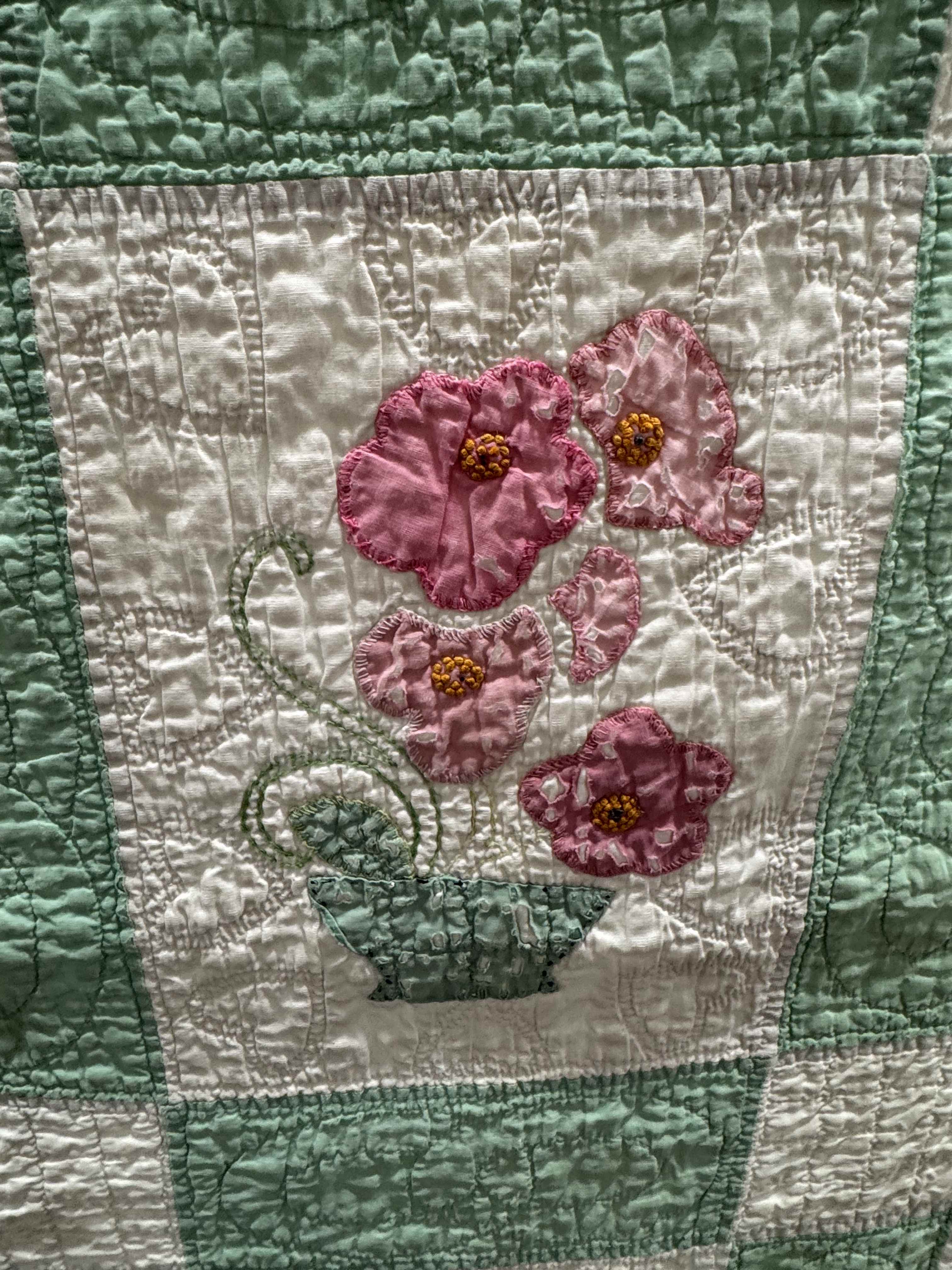 Vintage Quilt Flower Pot Applique