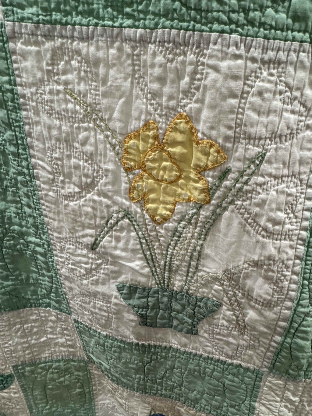 Vintage Quilt Flower Pot Applique