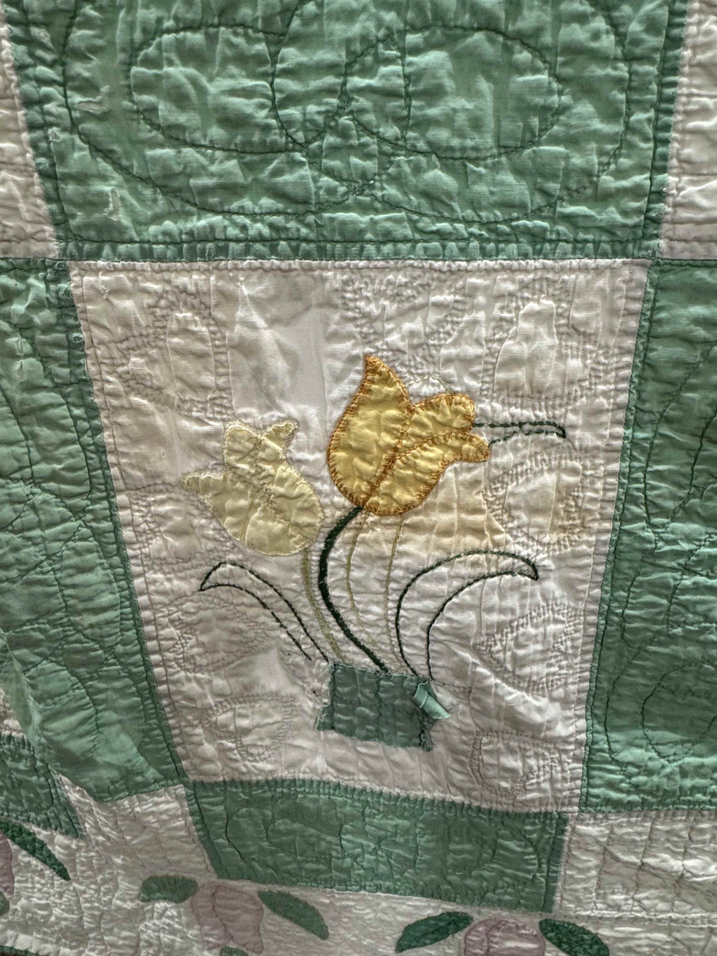 Vintage Quilt Flower Pot Applique