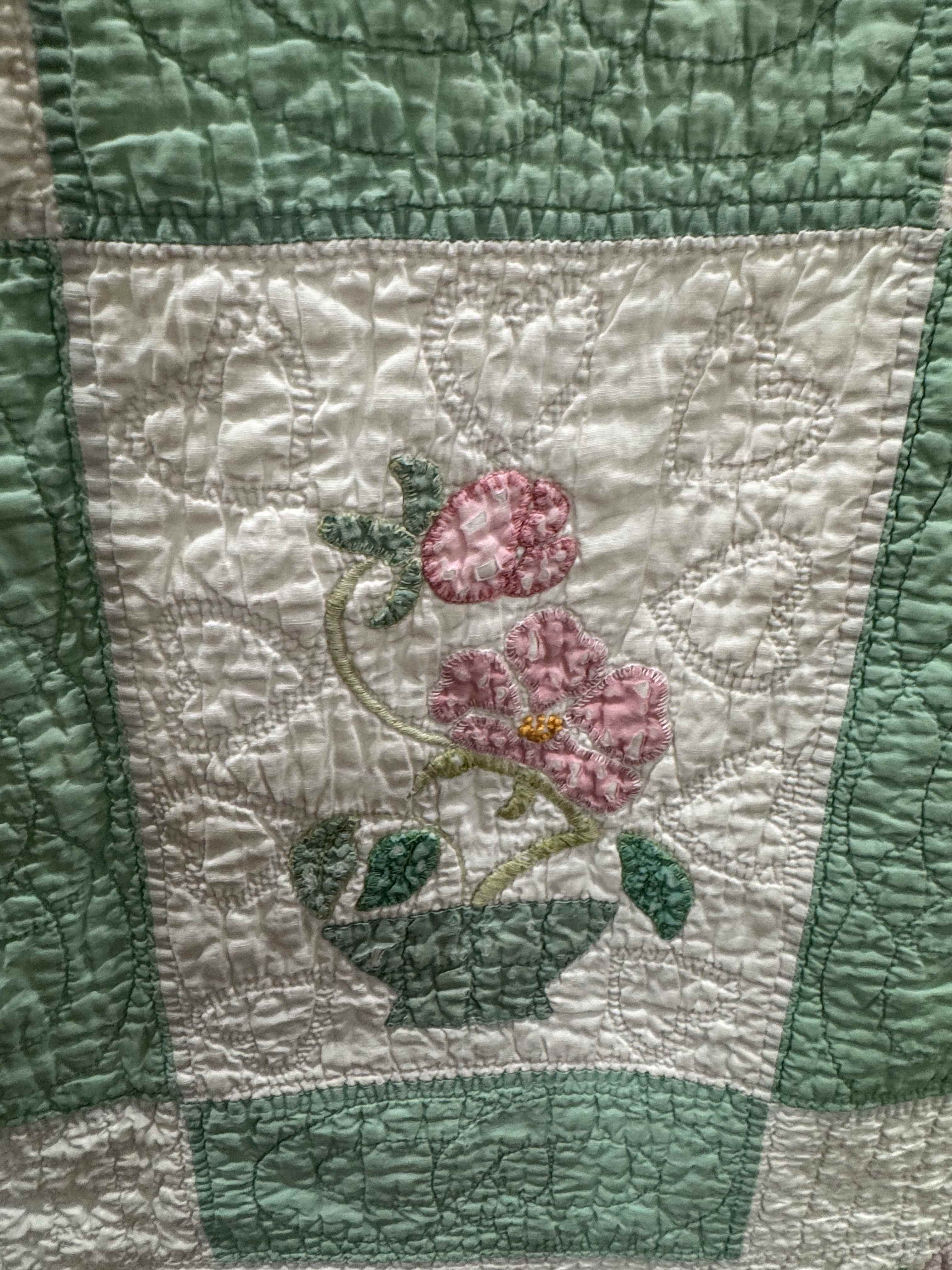 Vintage Quilt Flower Pot Applique