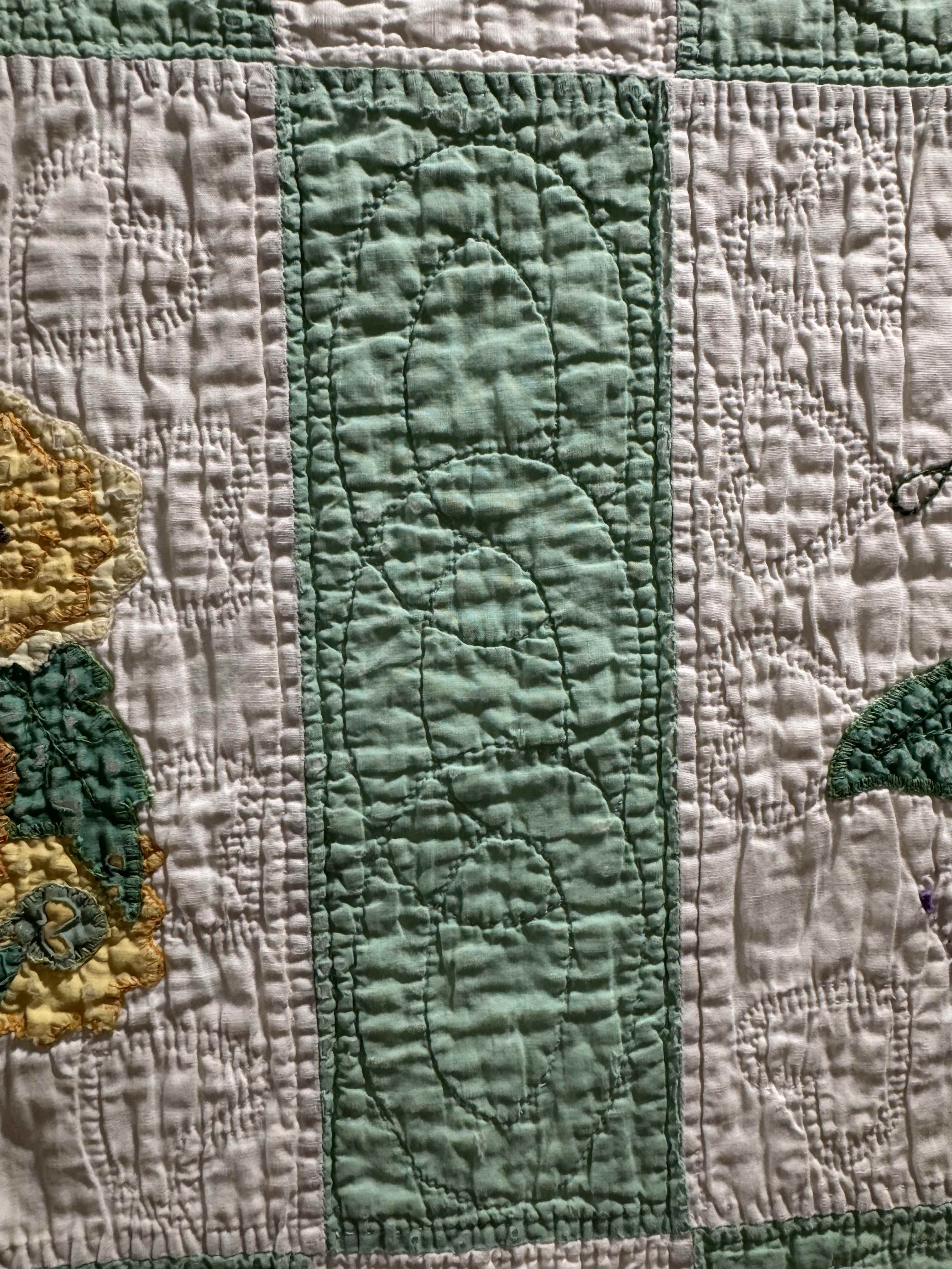 Vintage Quilt Flower Pot Applique