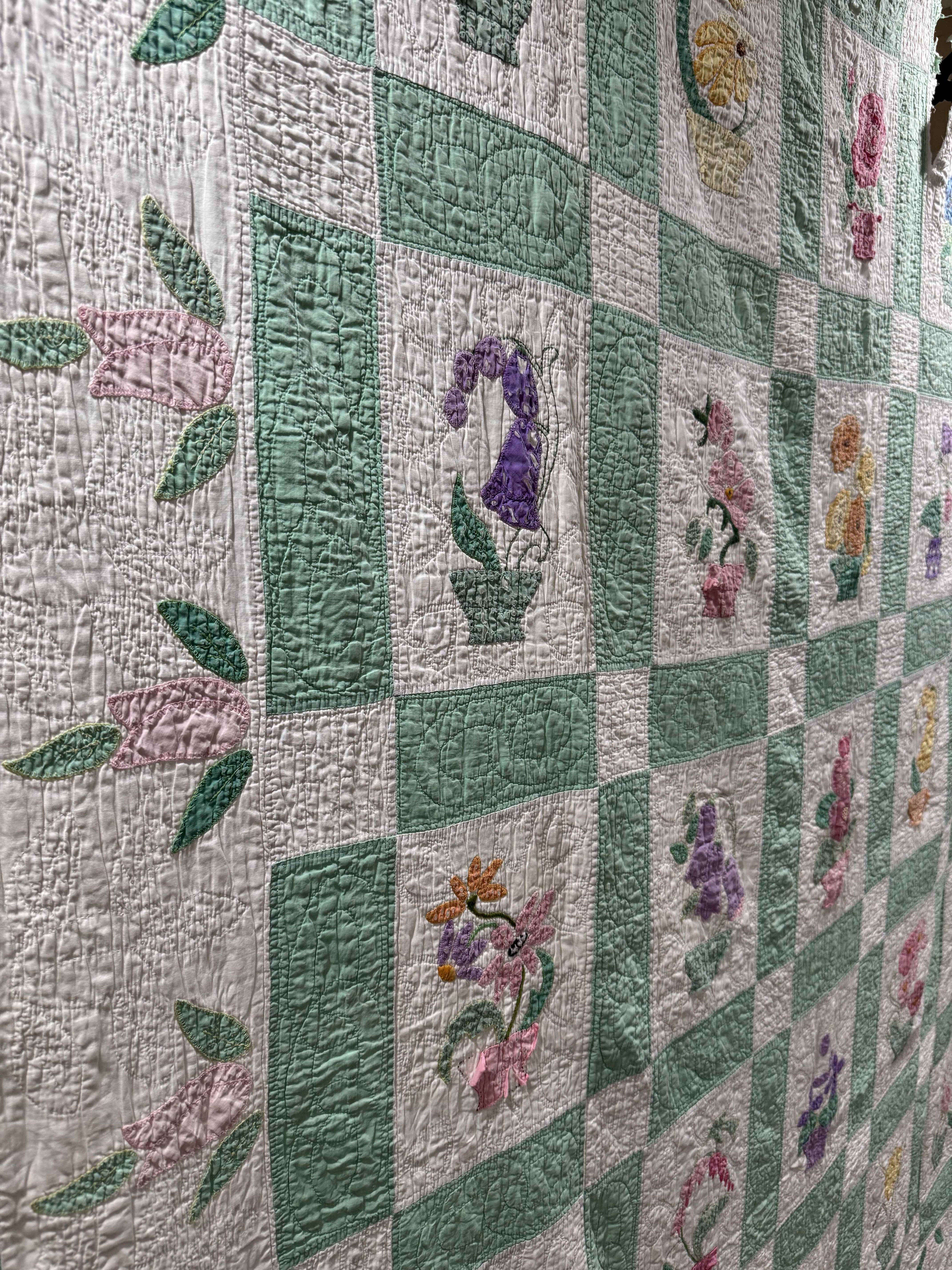 Vintage Quilt Flower Pot Applique