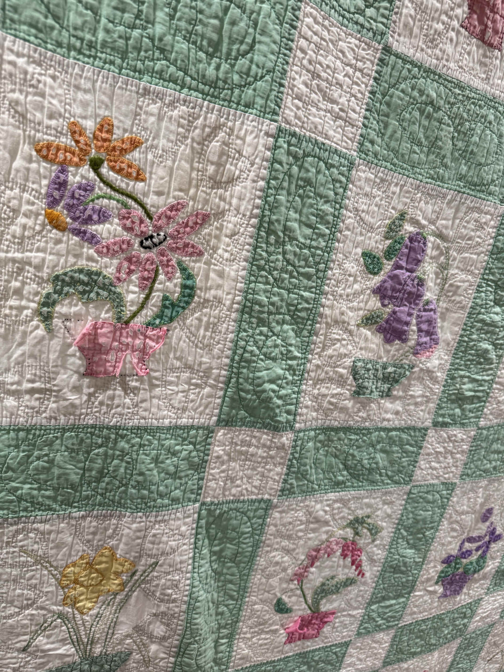 Vintage Quilt Flower Pot Applique