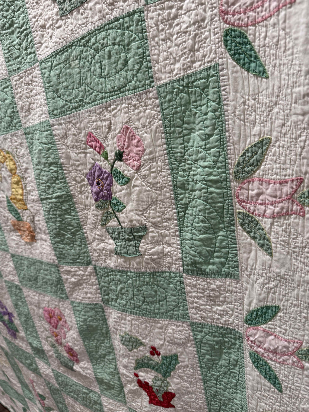 Vintage Quilt Flower Pot Applique