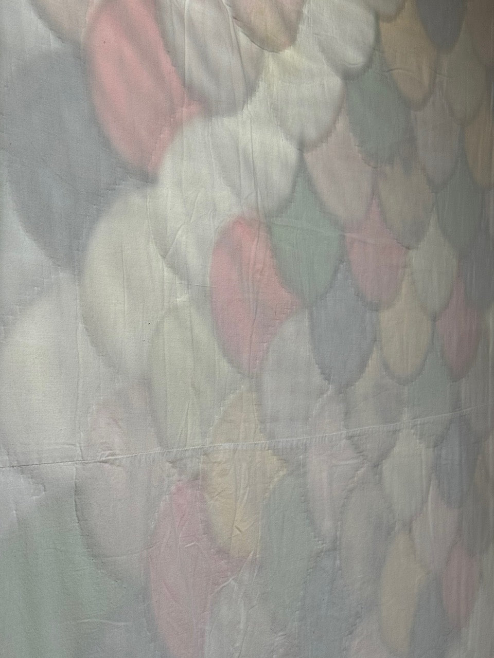 Vintage Quilt Bubble Gum Clam Shell