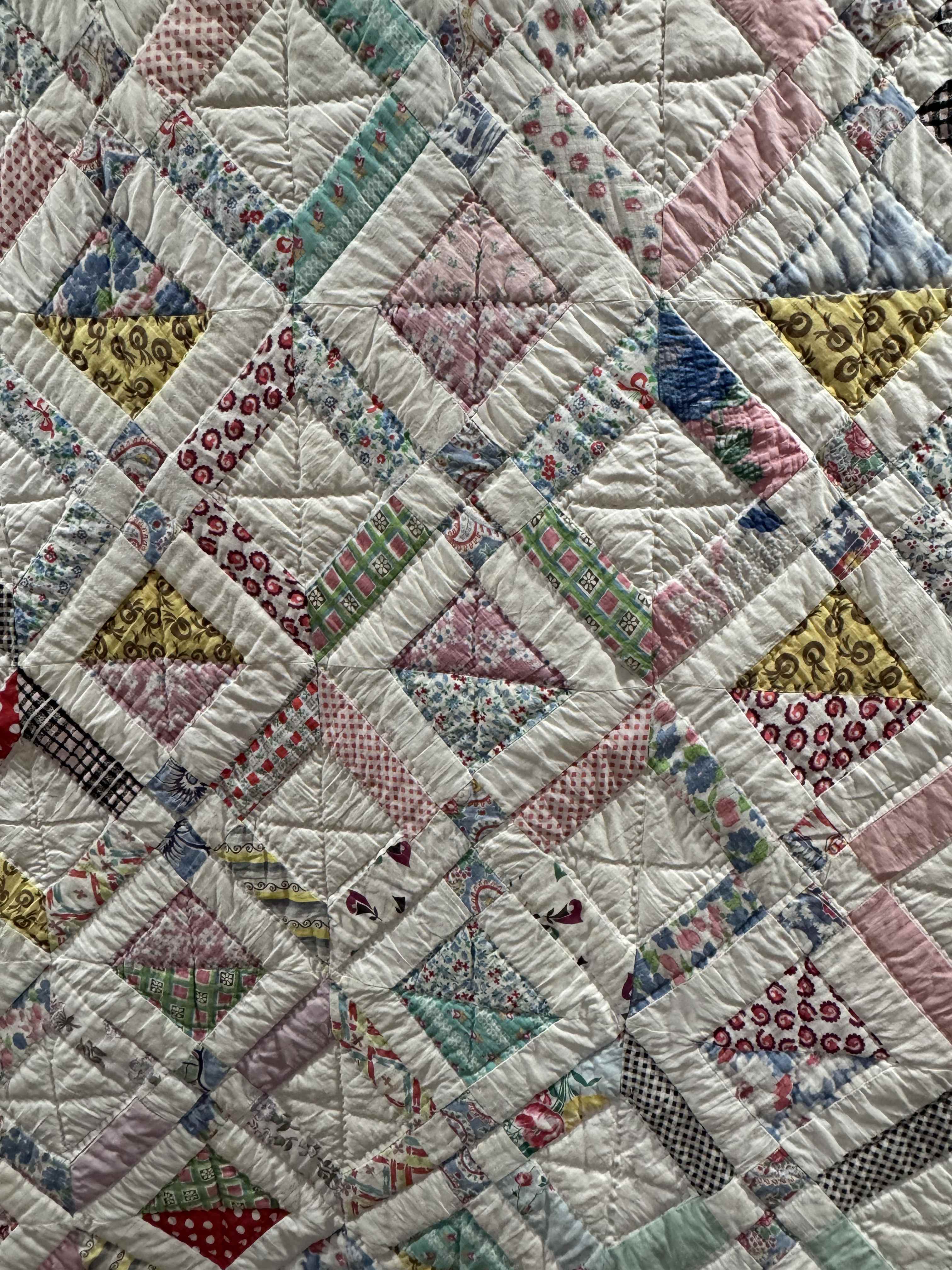 Vintage Quilt Betty's Delight