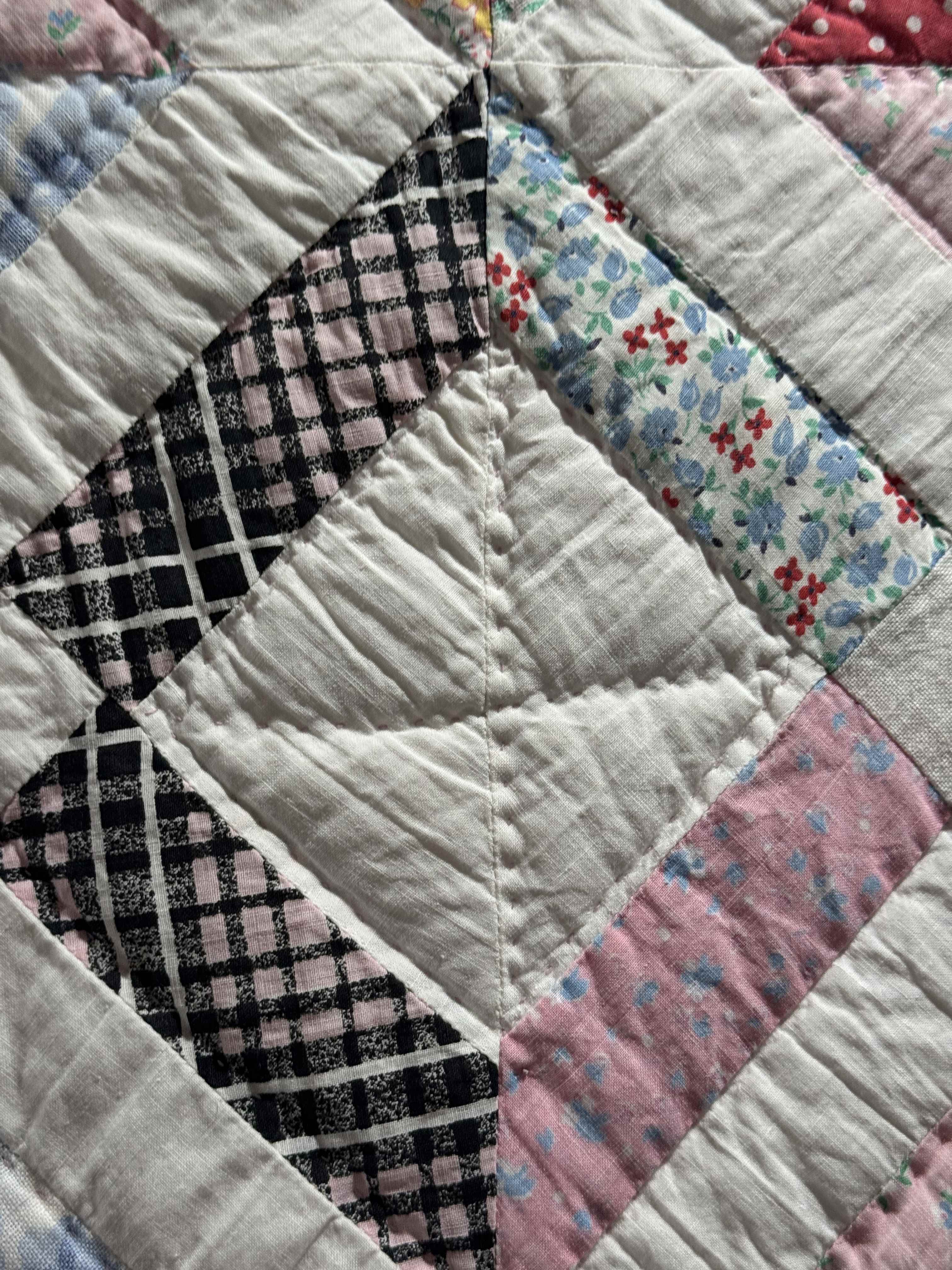 Vintage Quilt Betty's Delight