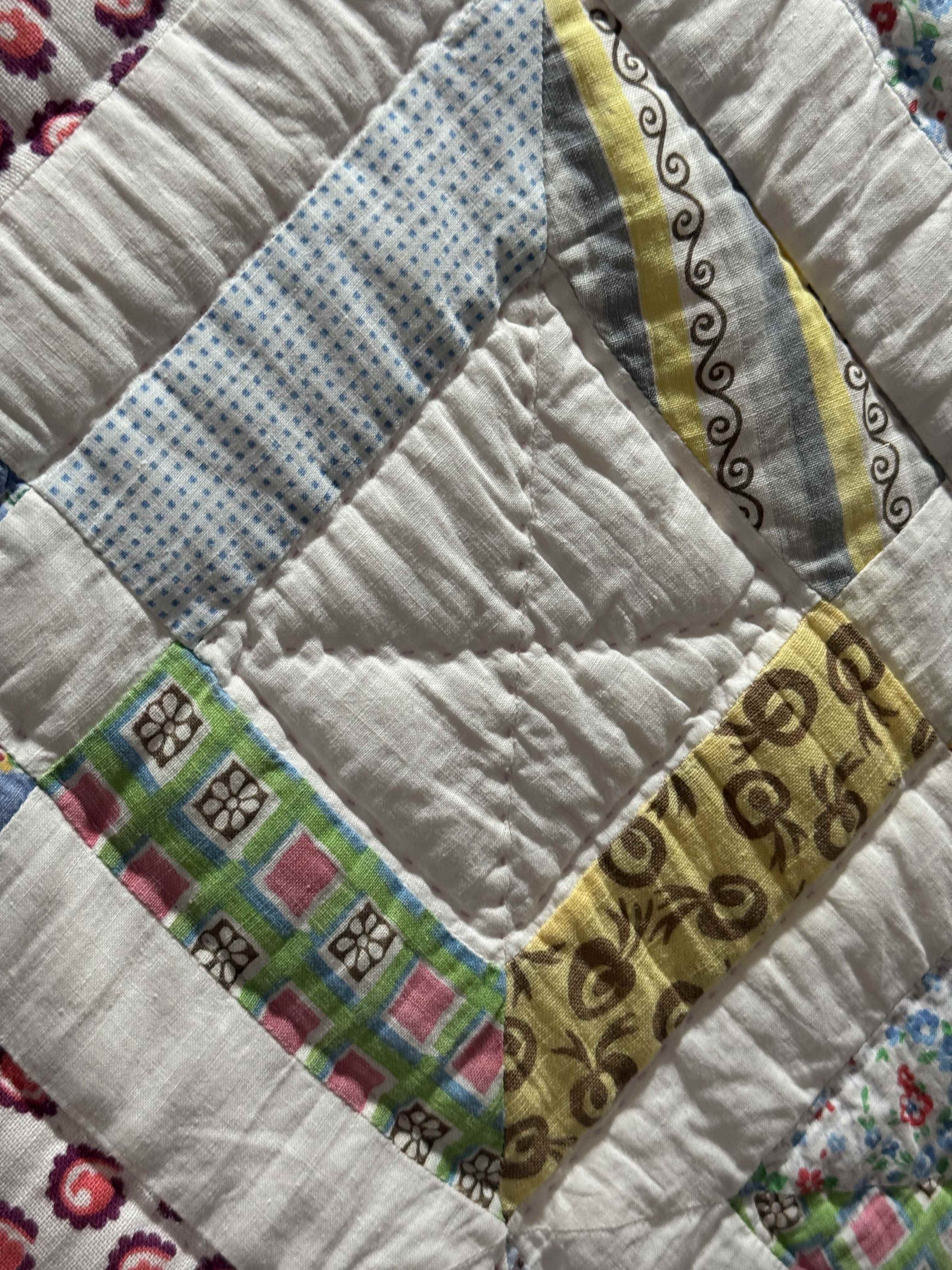 Vintage Quilt Betty's Delight